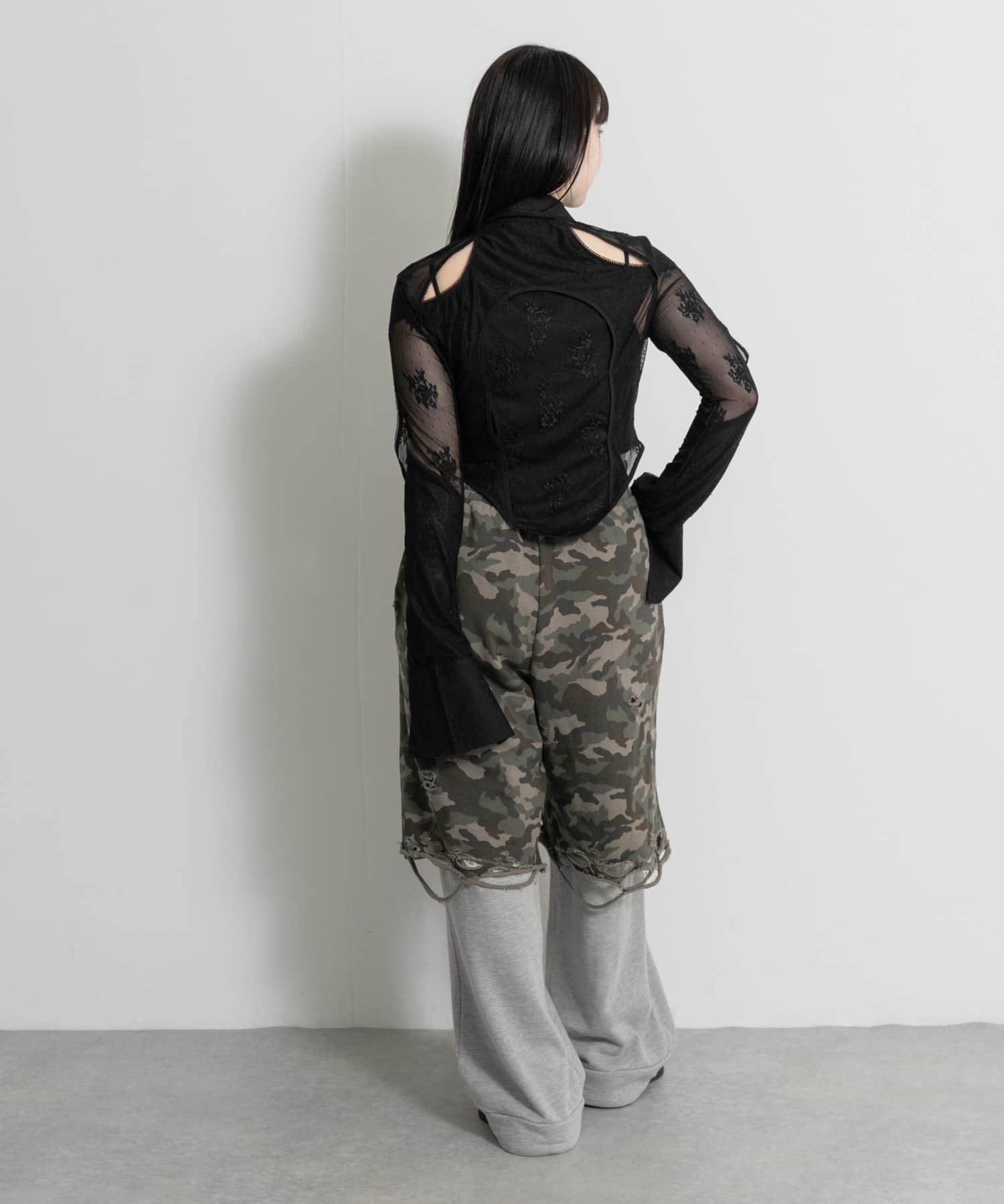 身長 : 156cm サイズ : Free