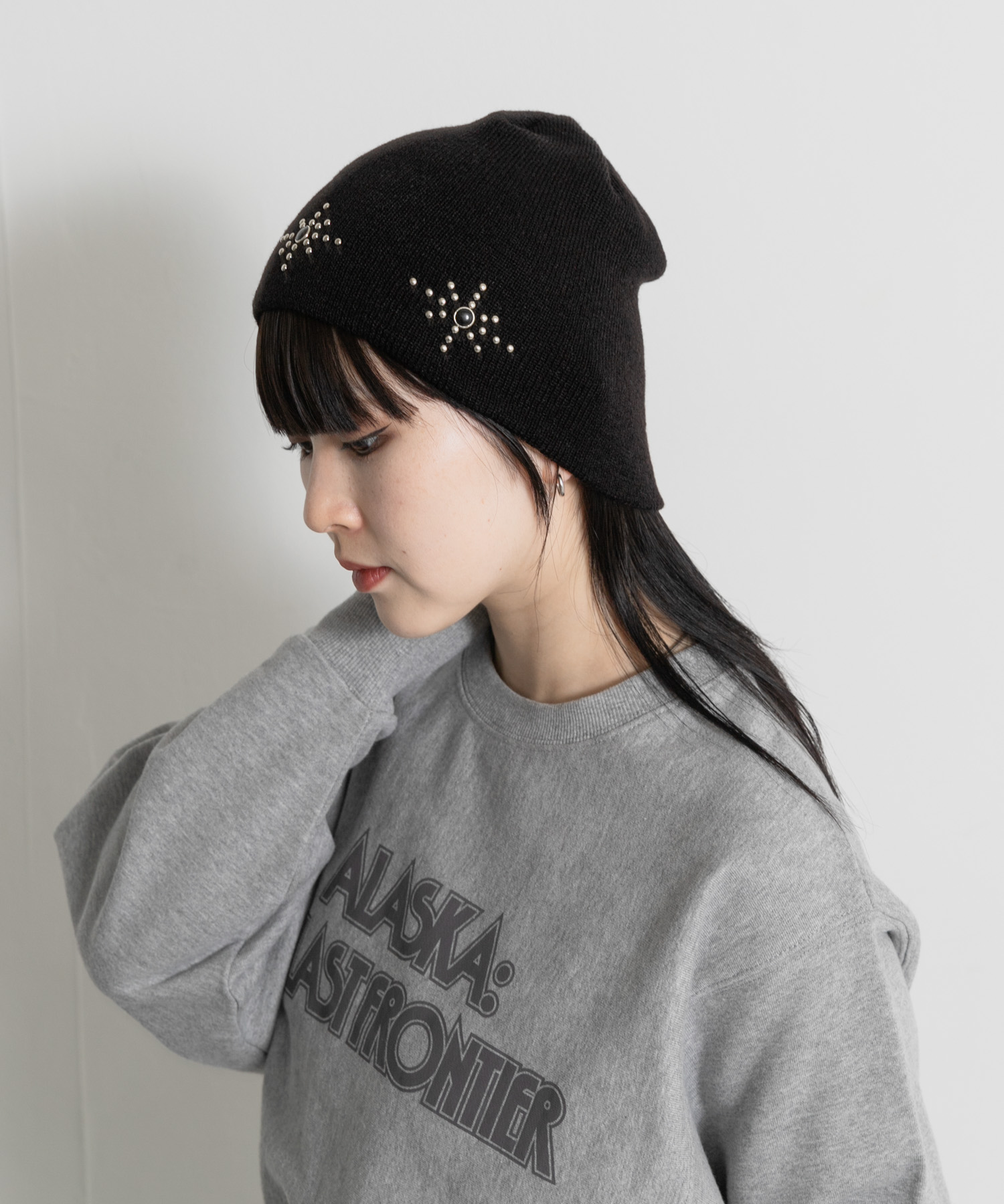 neith.tokyo　Metal Studs Beanie Black Free