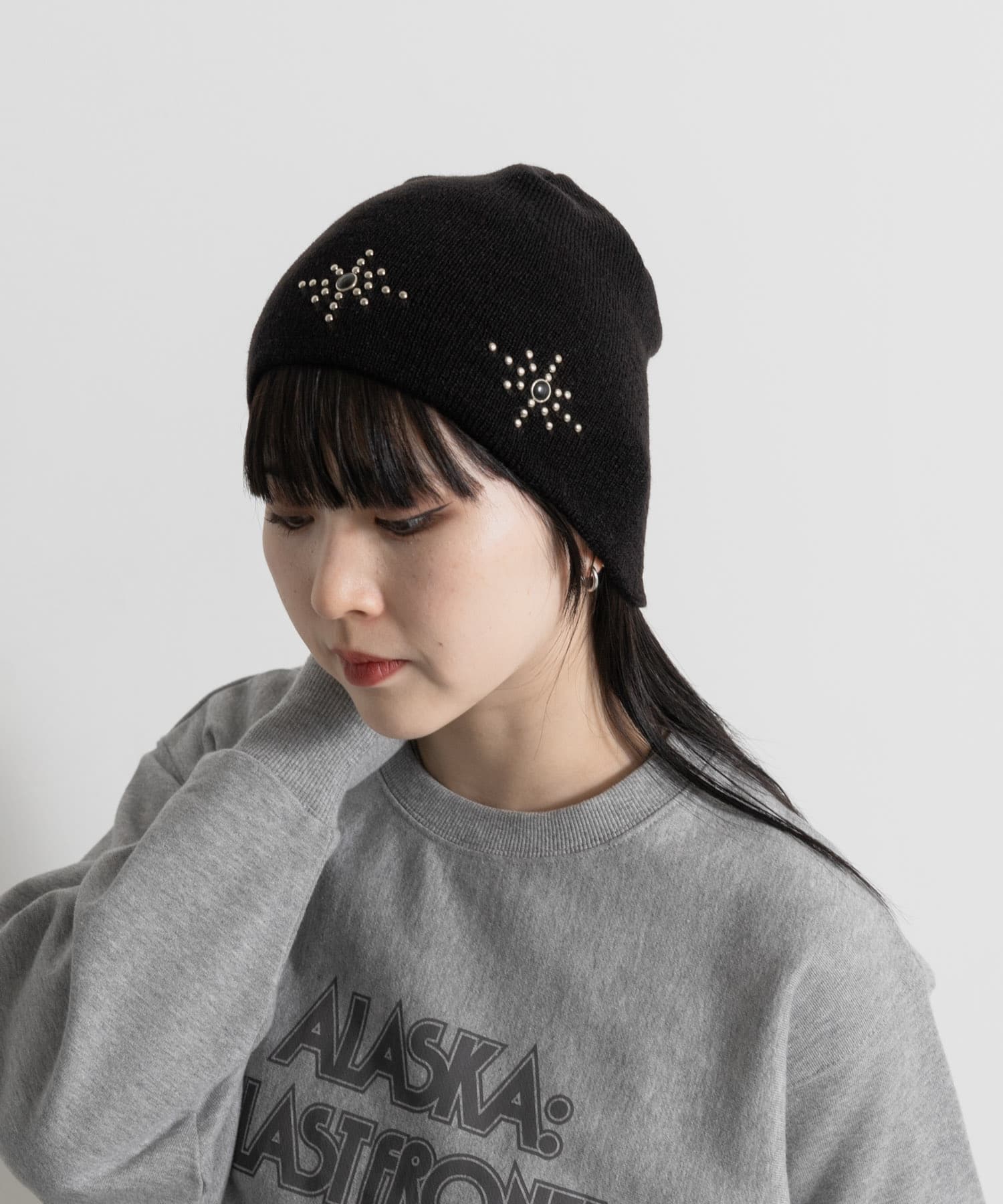 neith.tokyo　Metal Studs Beanie Black Free