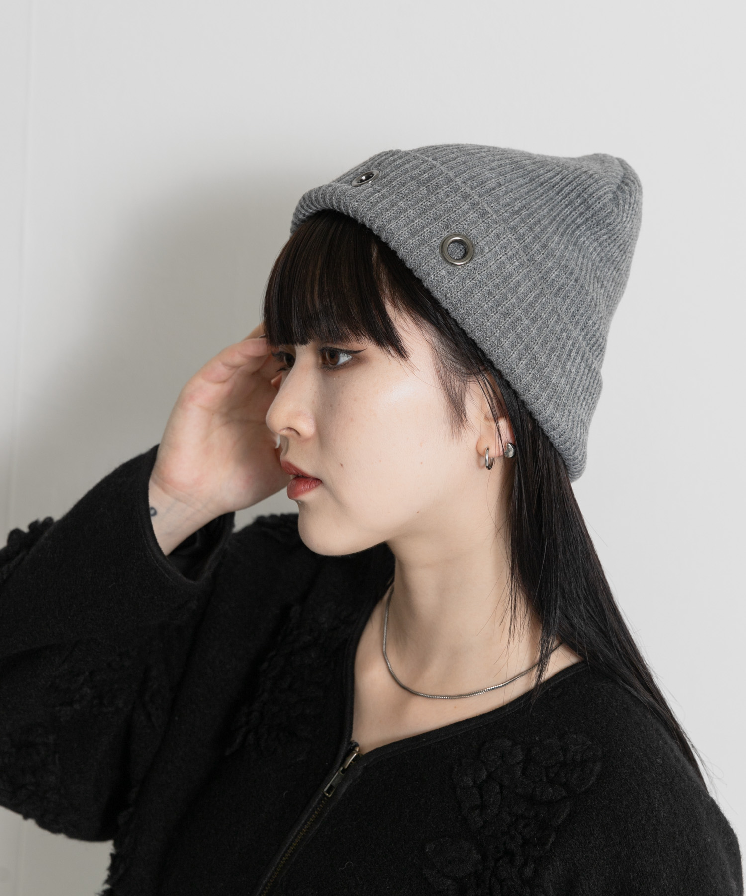 neith.tokyo　Eyelet Beanie