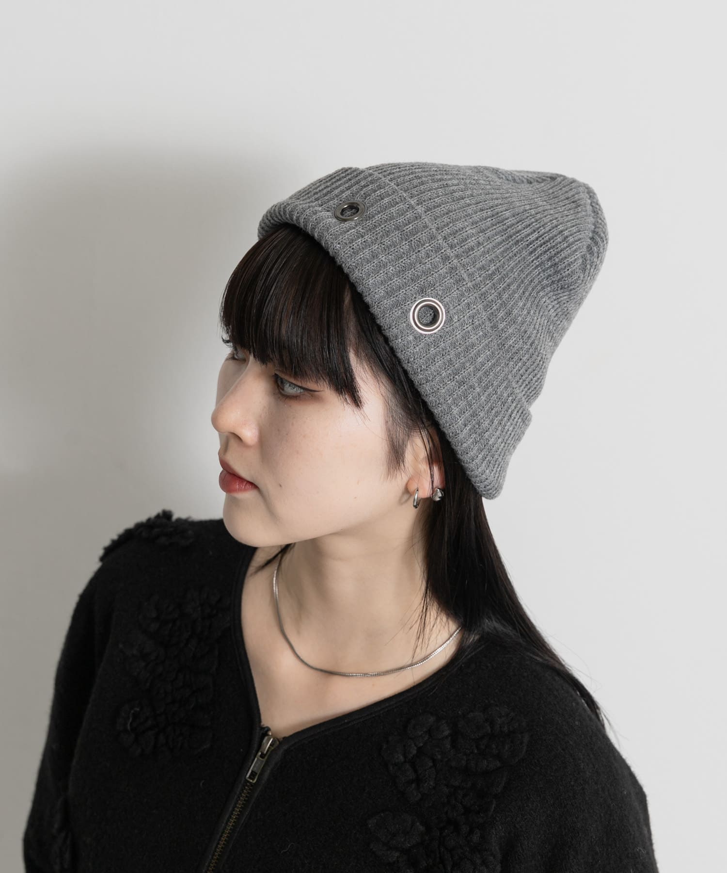neith.tokyo　Eyelet Beanie Gray Free