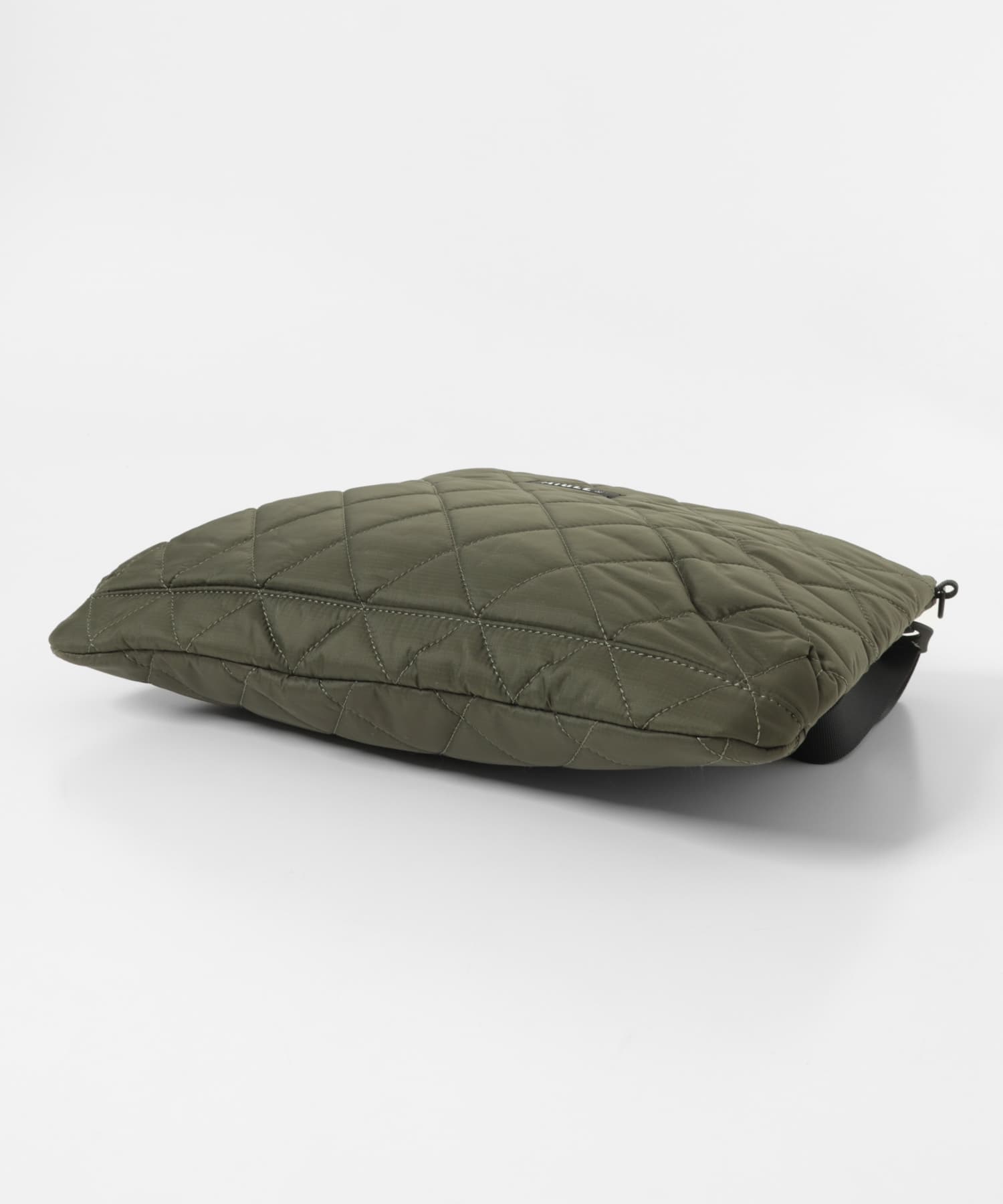 AIGLE　キルティング 2wayショルダーバッグ AVOCAT One