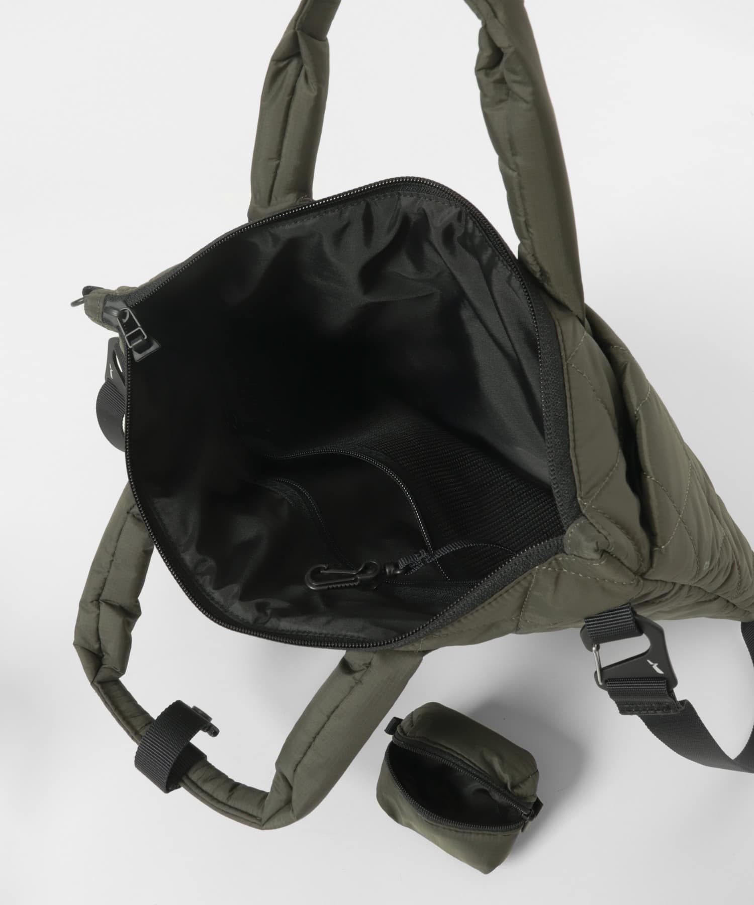 AIGLE　キルティング 2wayショルダーバッグ AVOCAT One