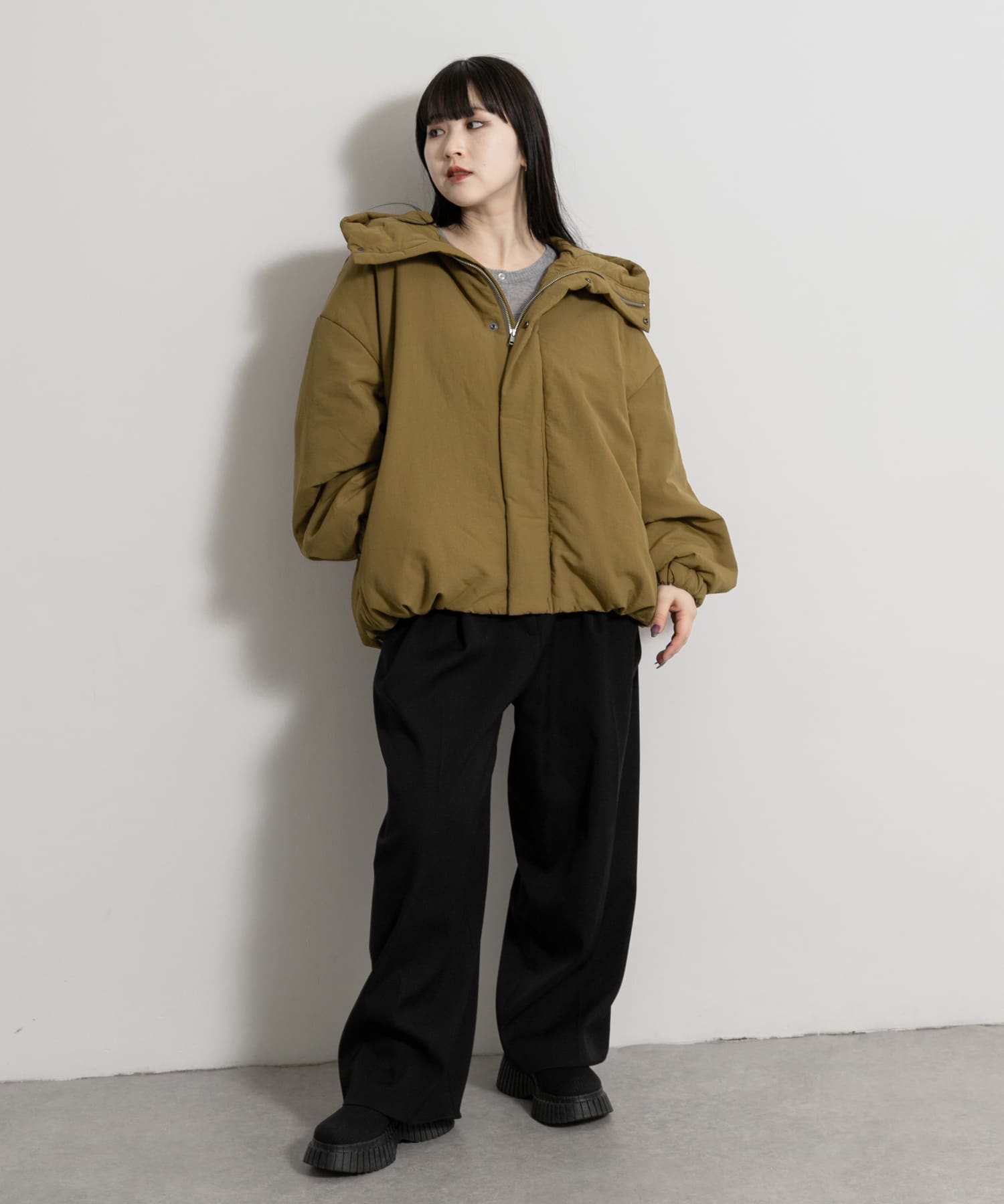 身長 : 156cm サイズ : 38