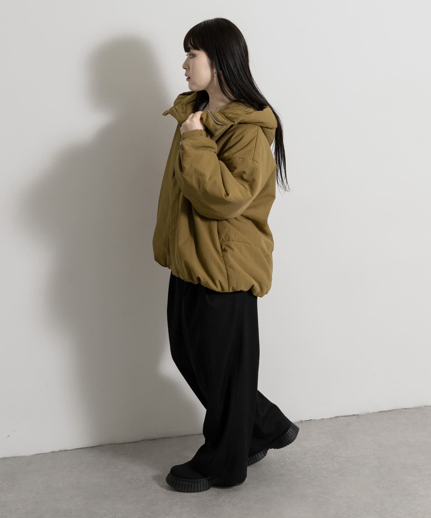 身長 : 156cm サイズ : 38