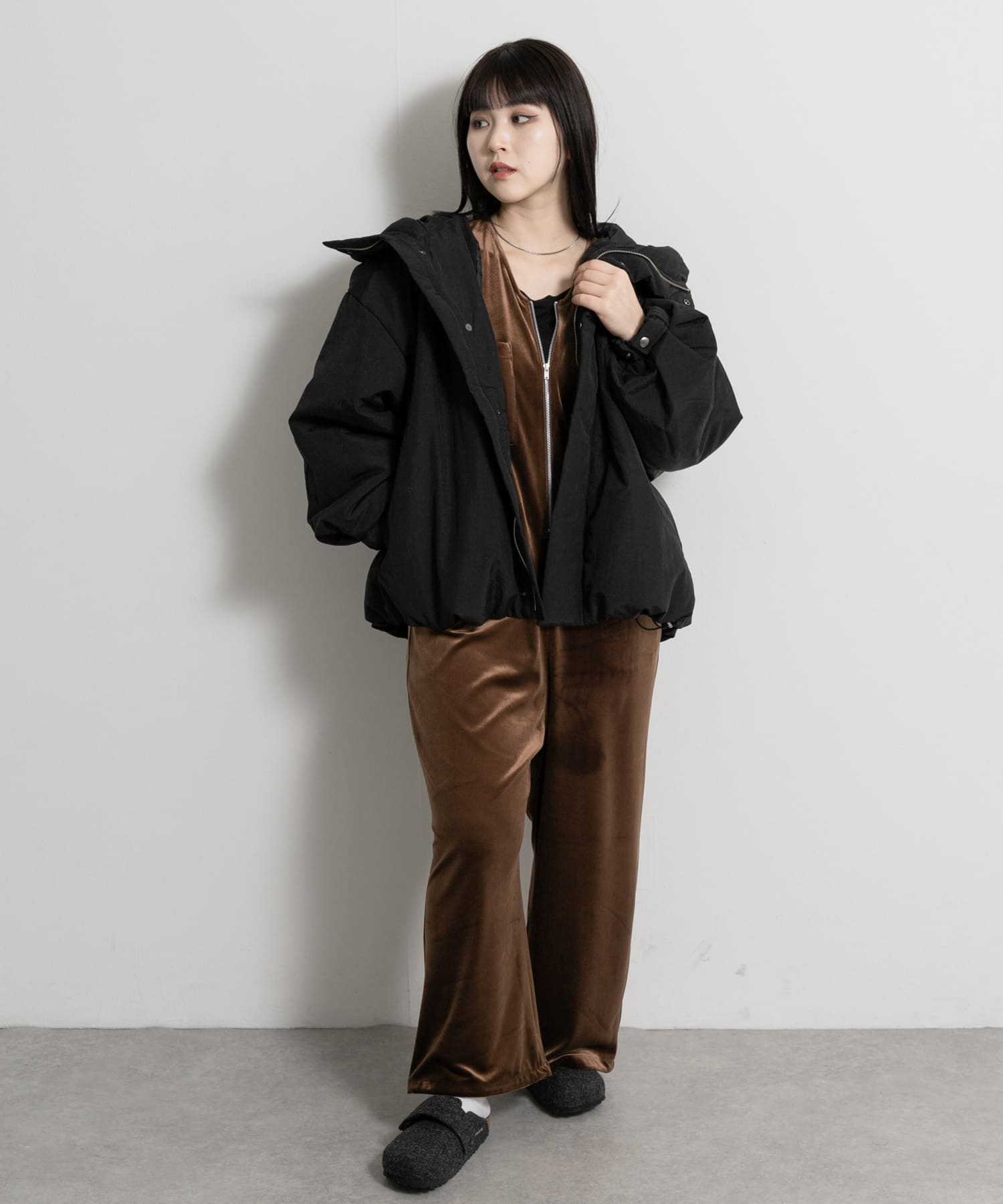 身長 : 156cm サイズ : 38