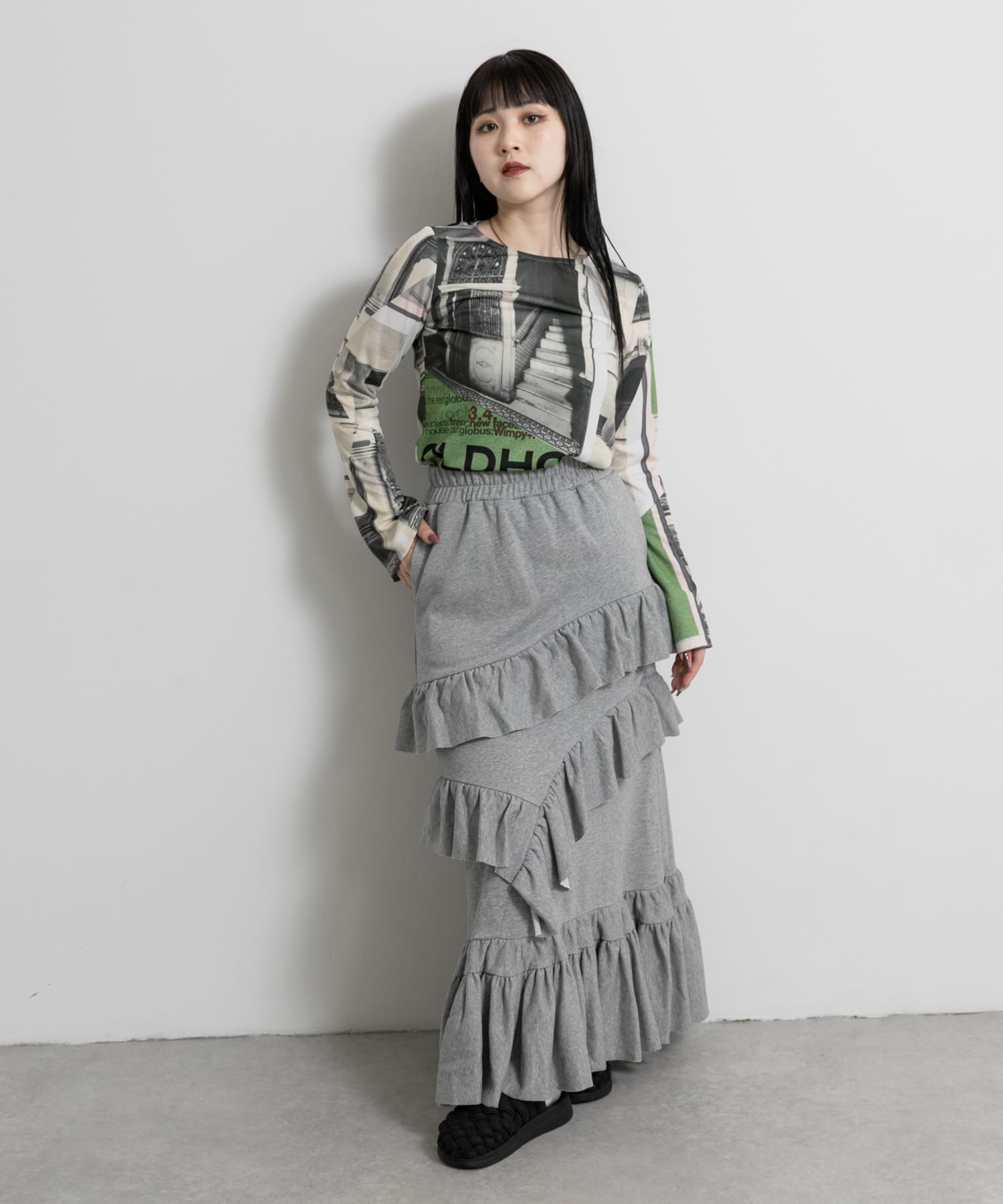 02gray