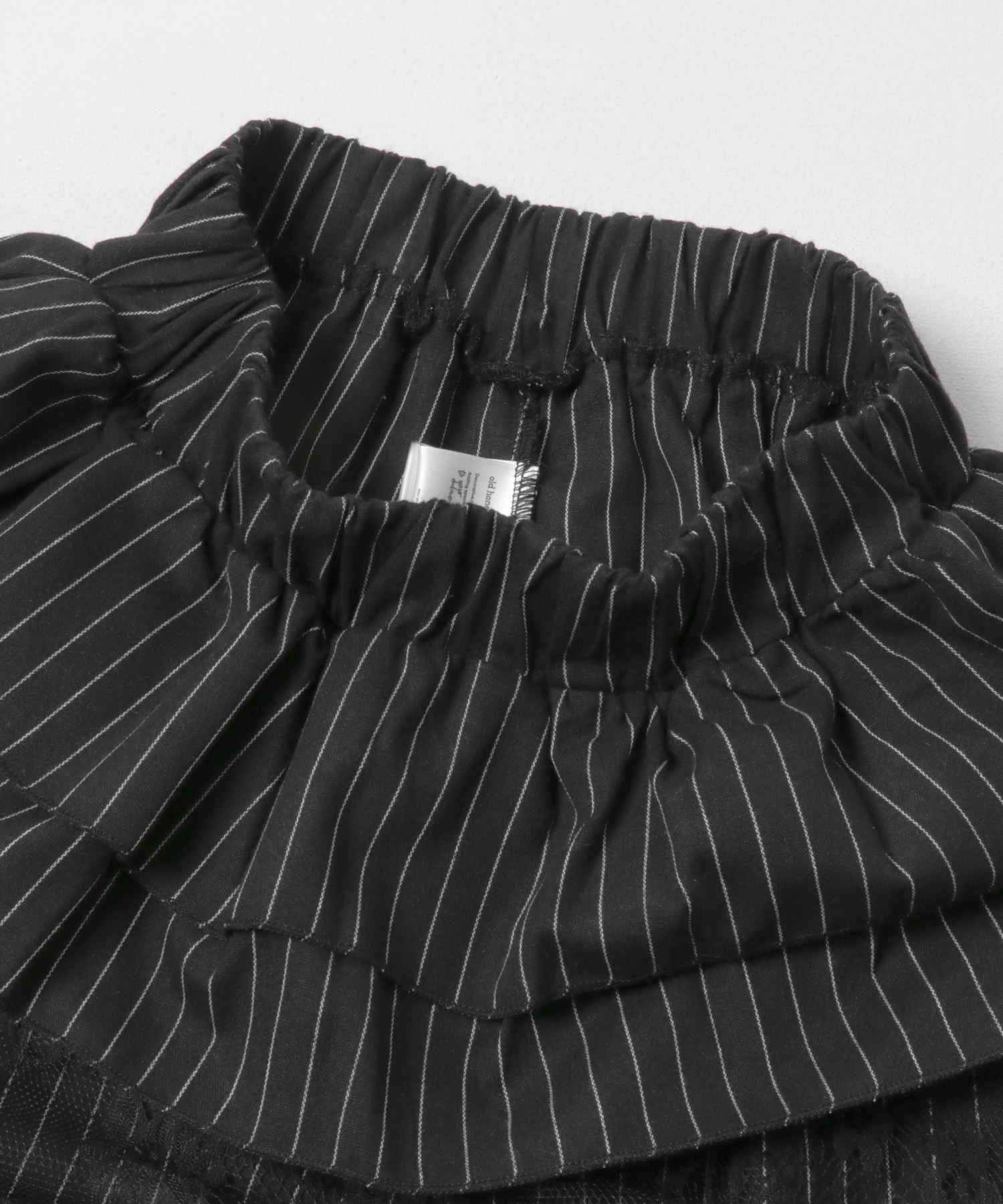 02black