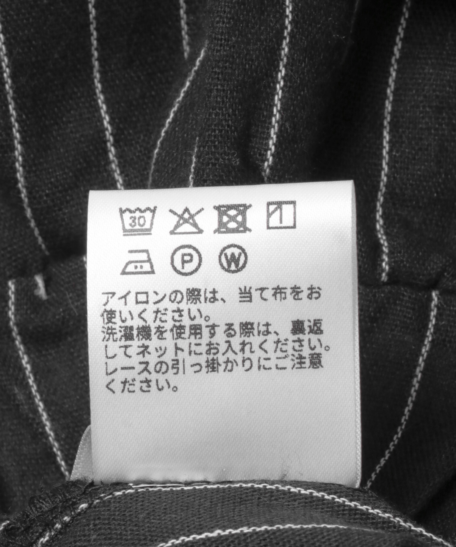 02black