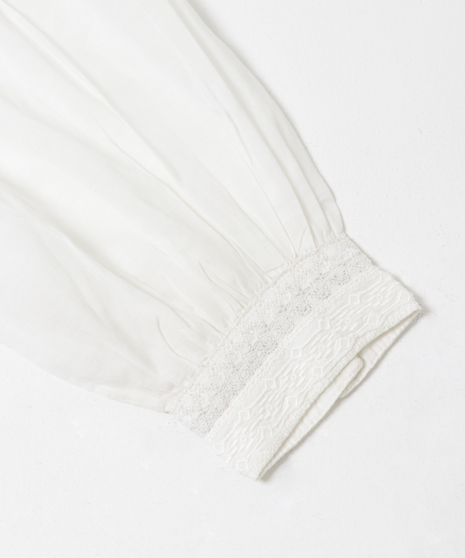 RIVER LACE BLOUSE OFF Free