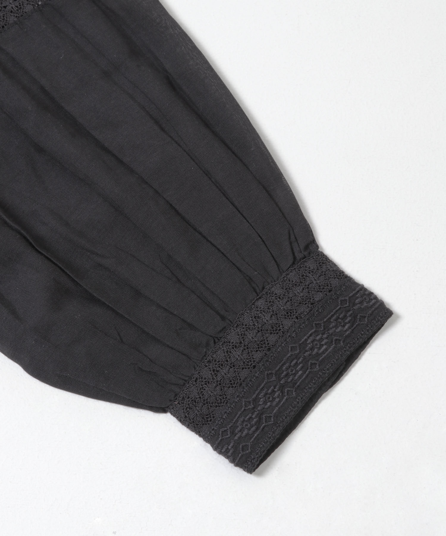 RIVER LACE BLOUSE BLACK Free