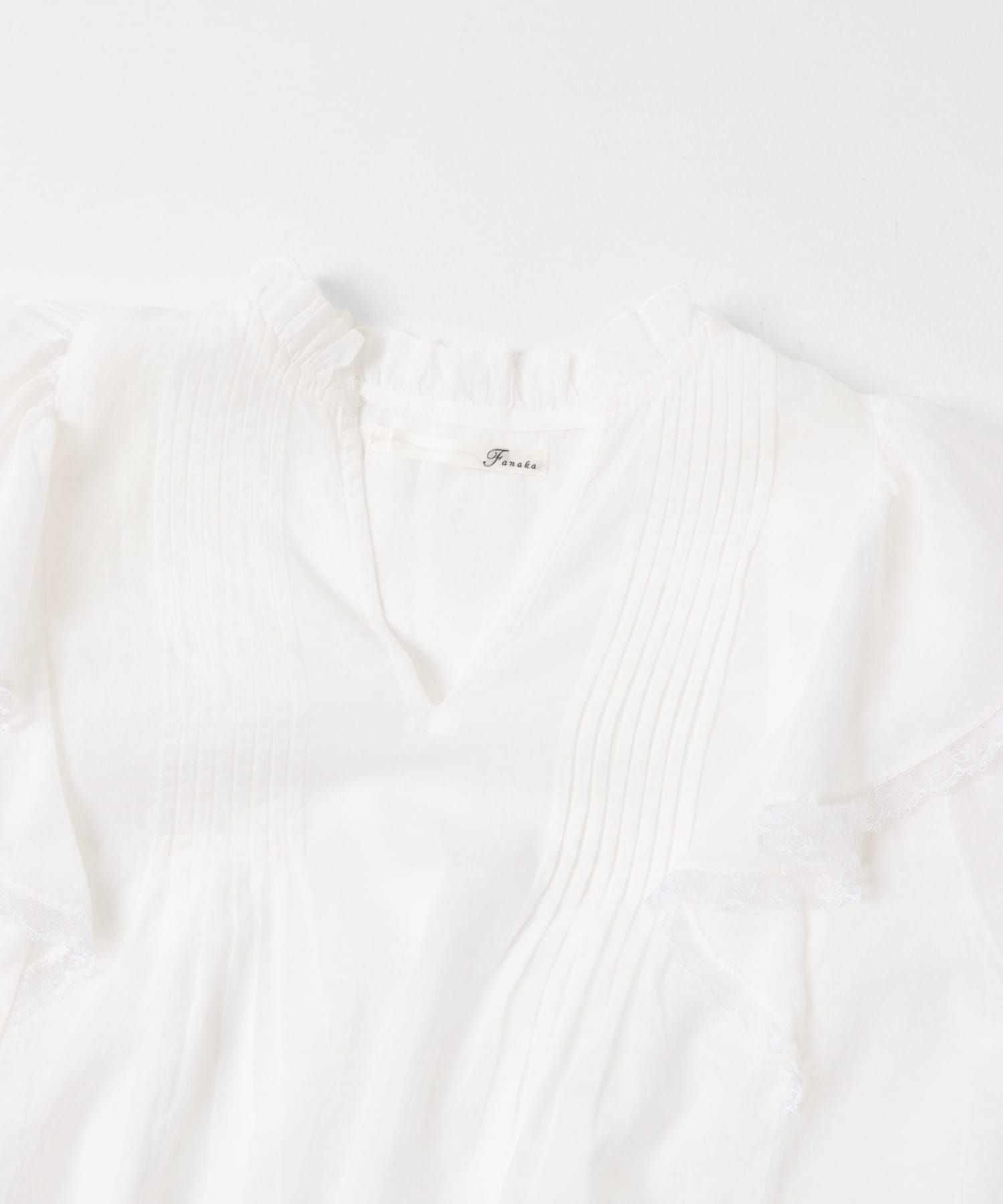 FANAKA　FRILL COLLAR BLOUSE OFF FREE