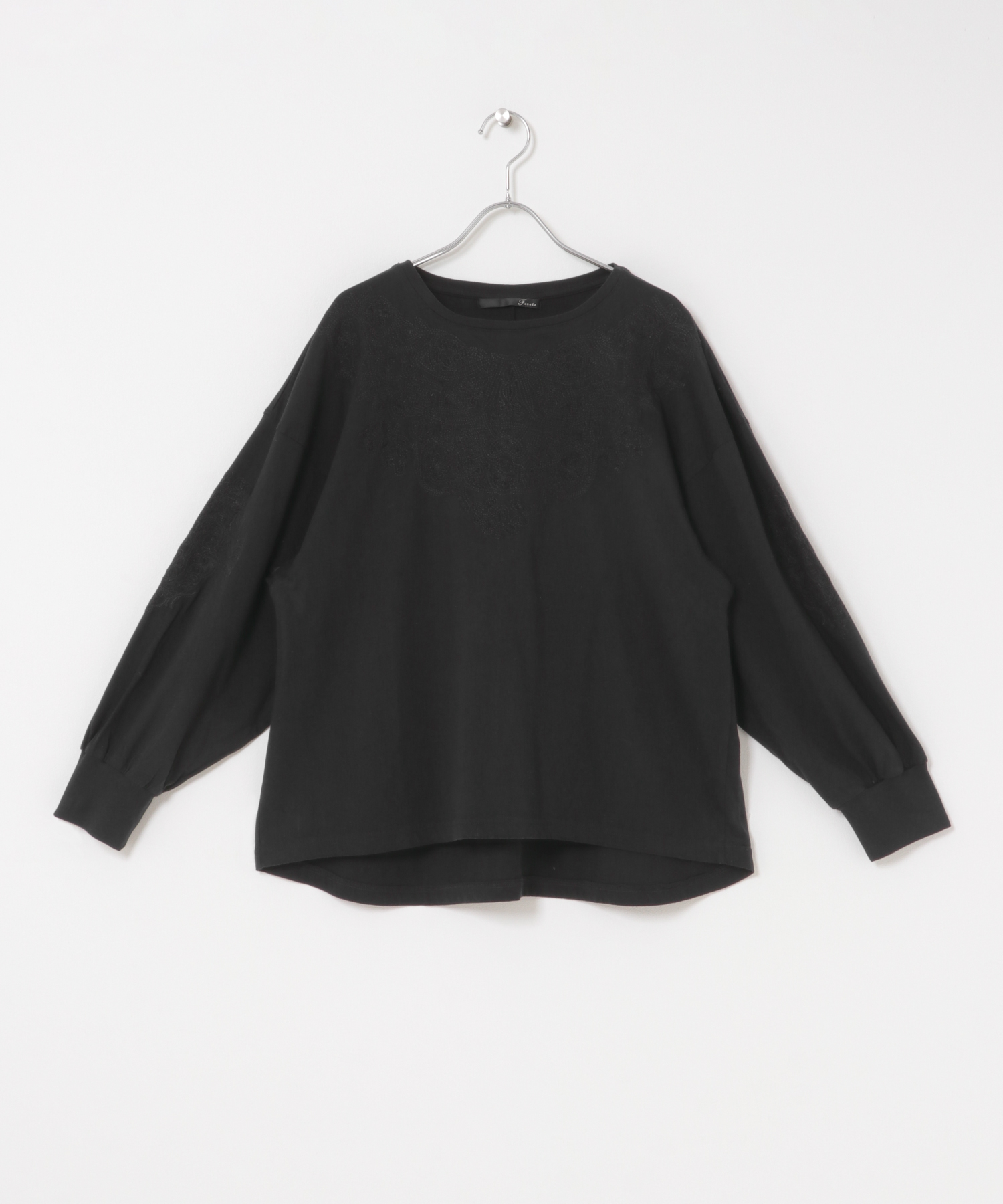 FANAKA 　MBROIDERY L/S P/O BLACK FREE