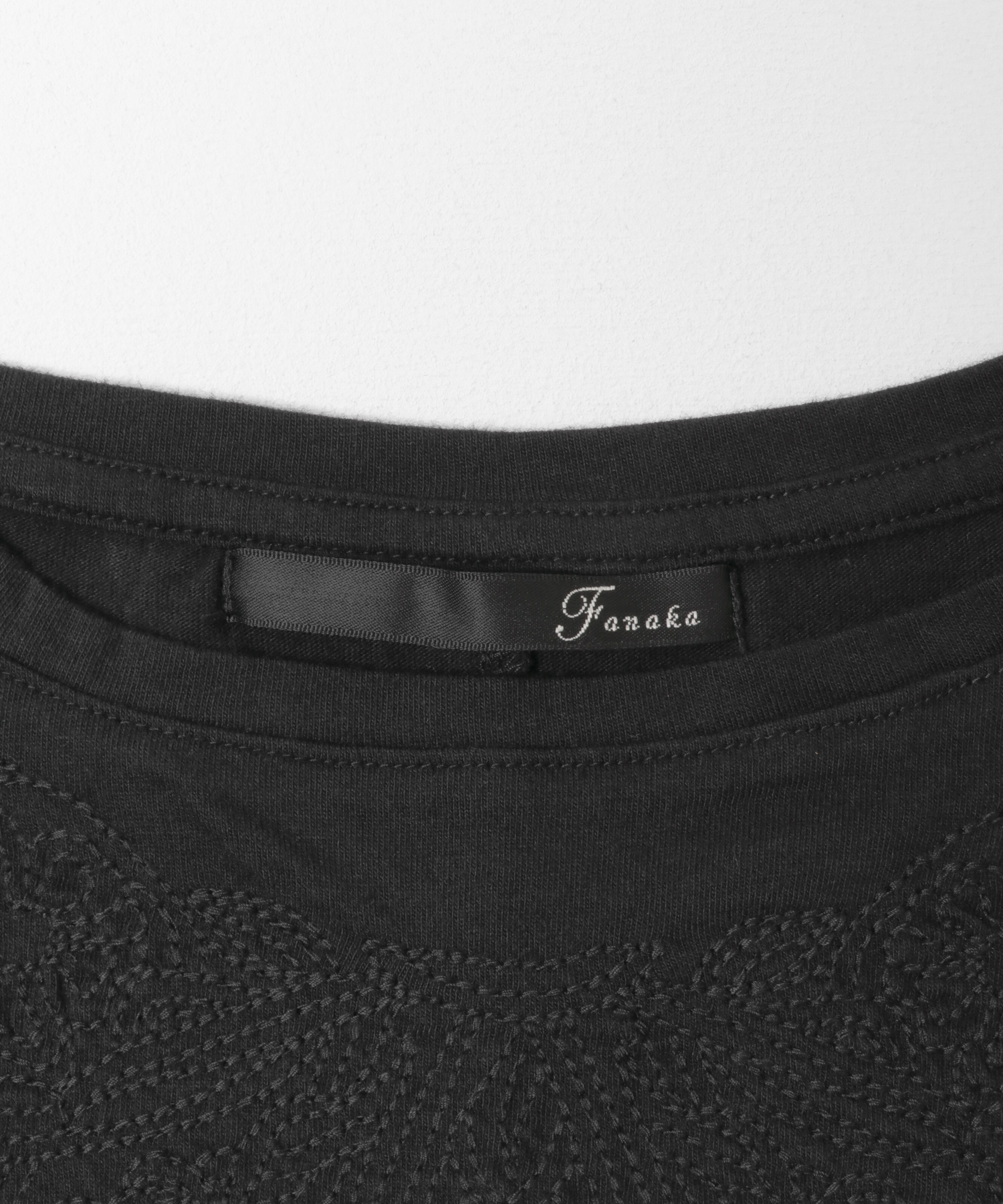 FANAKA 　MBROIDERY L/S P/O BLACK FREE