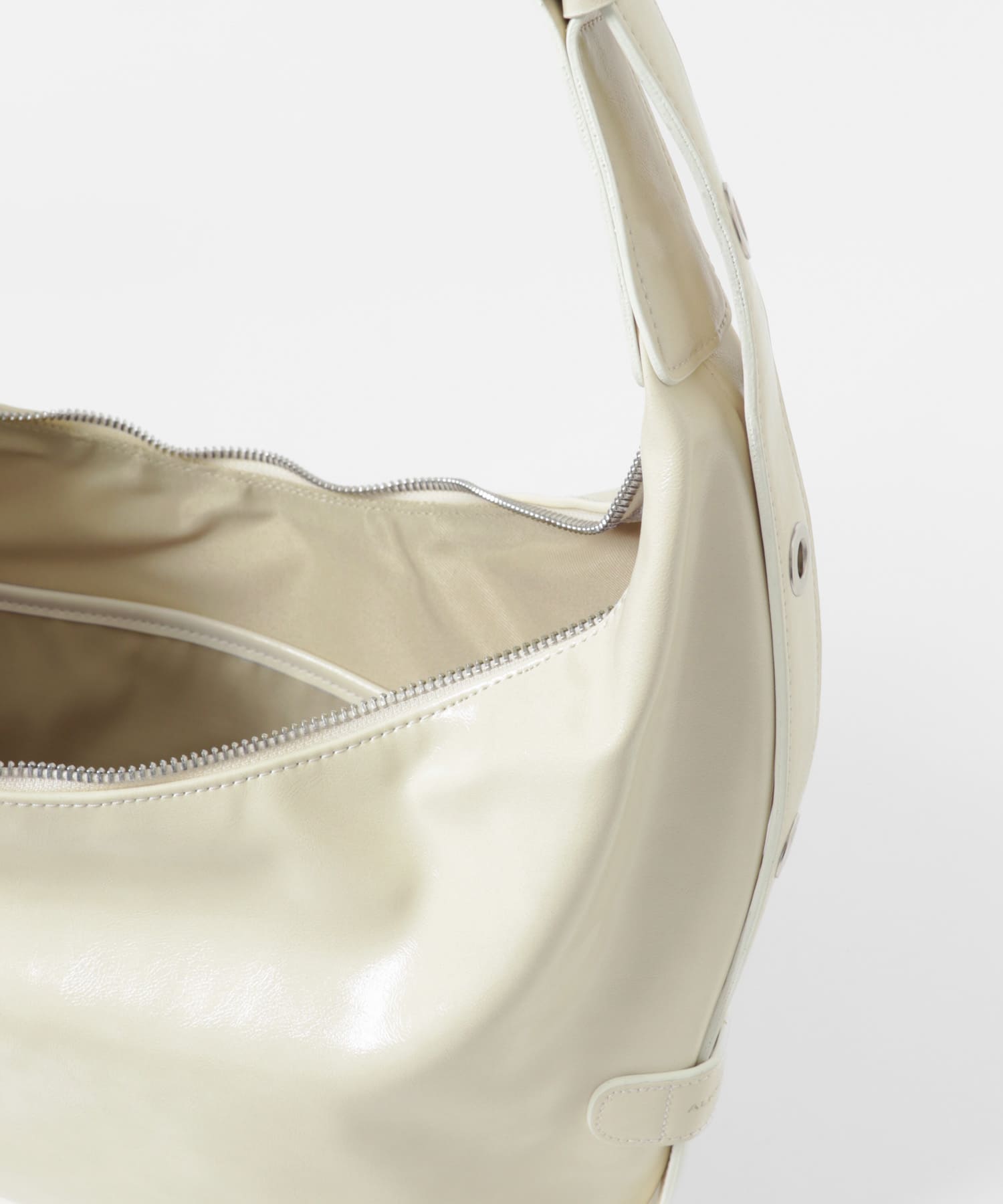 51 IVORY