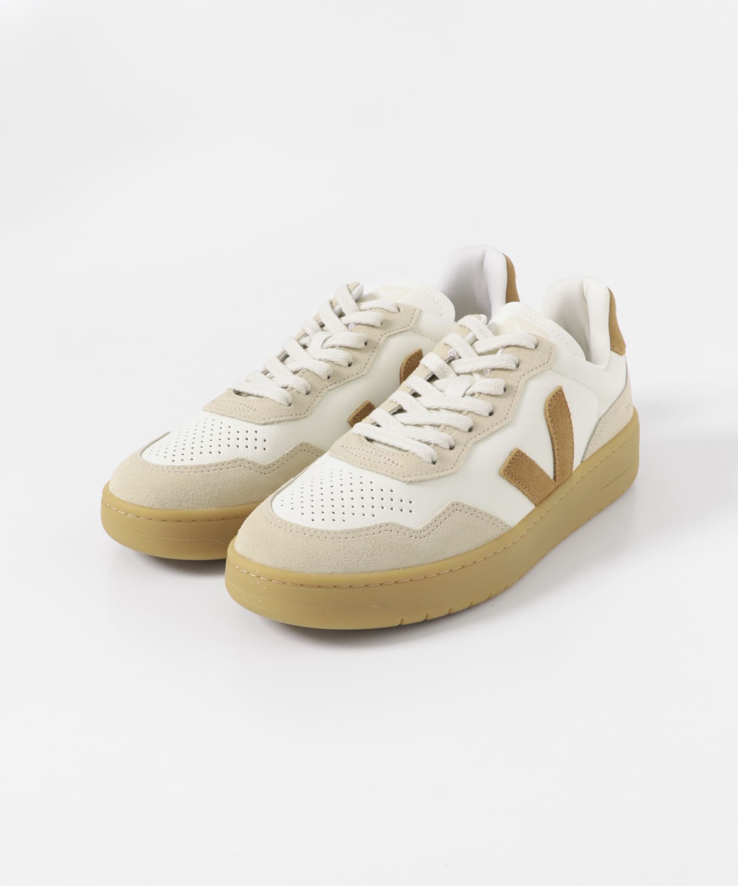 veja　V90 pure camel almond CAMEL 41