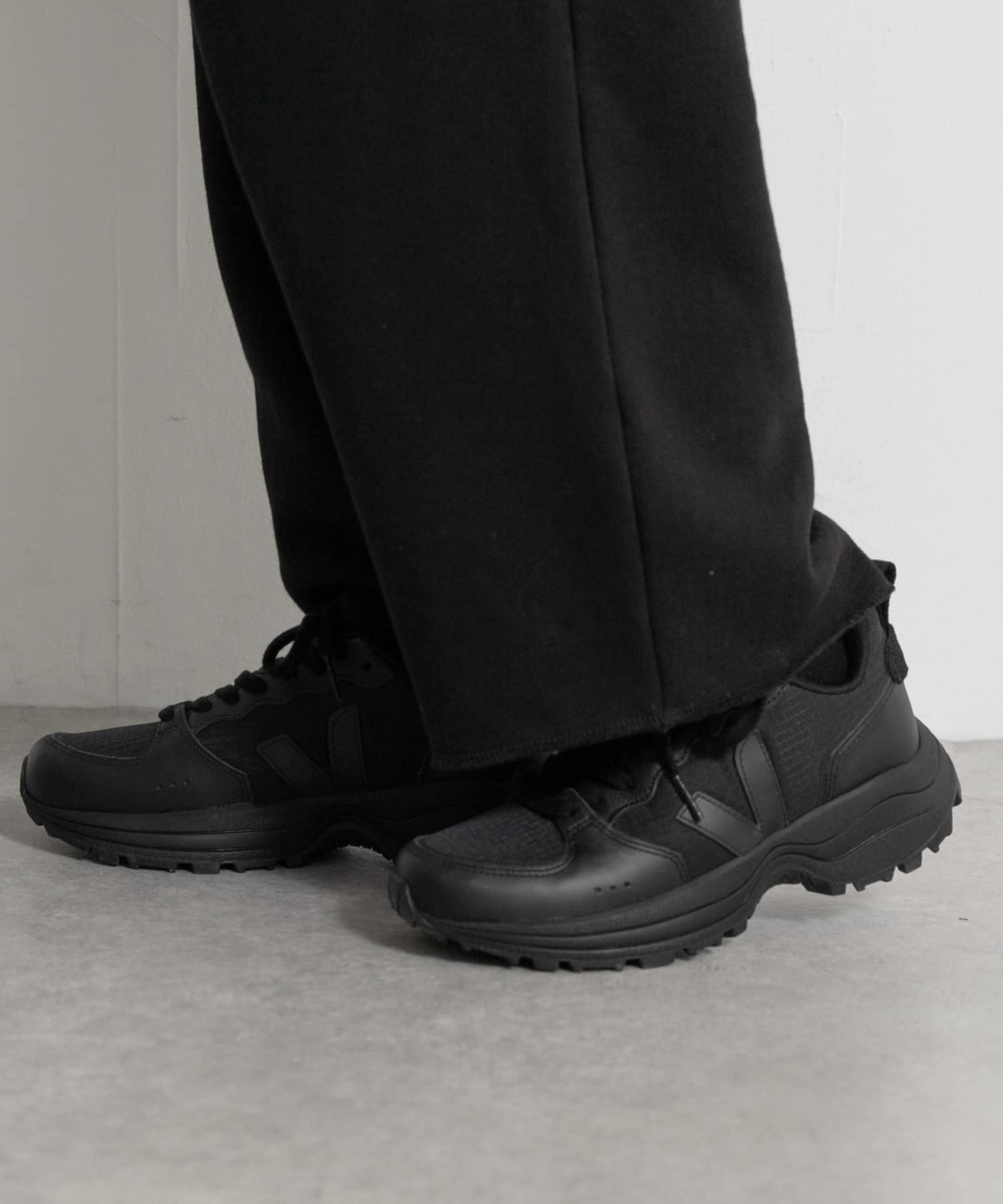 veja　VENTURI II full-black