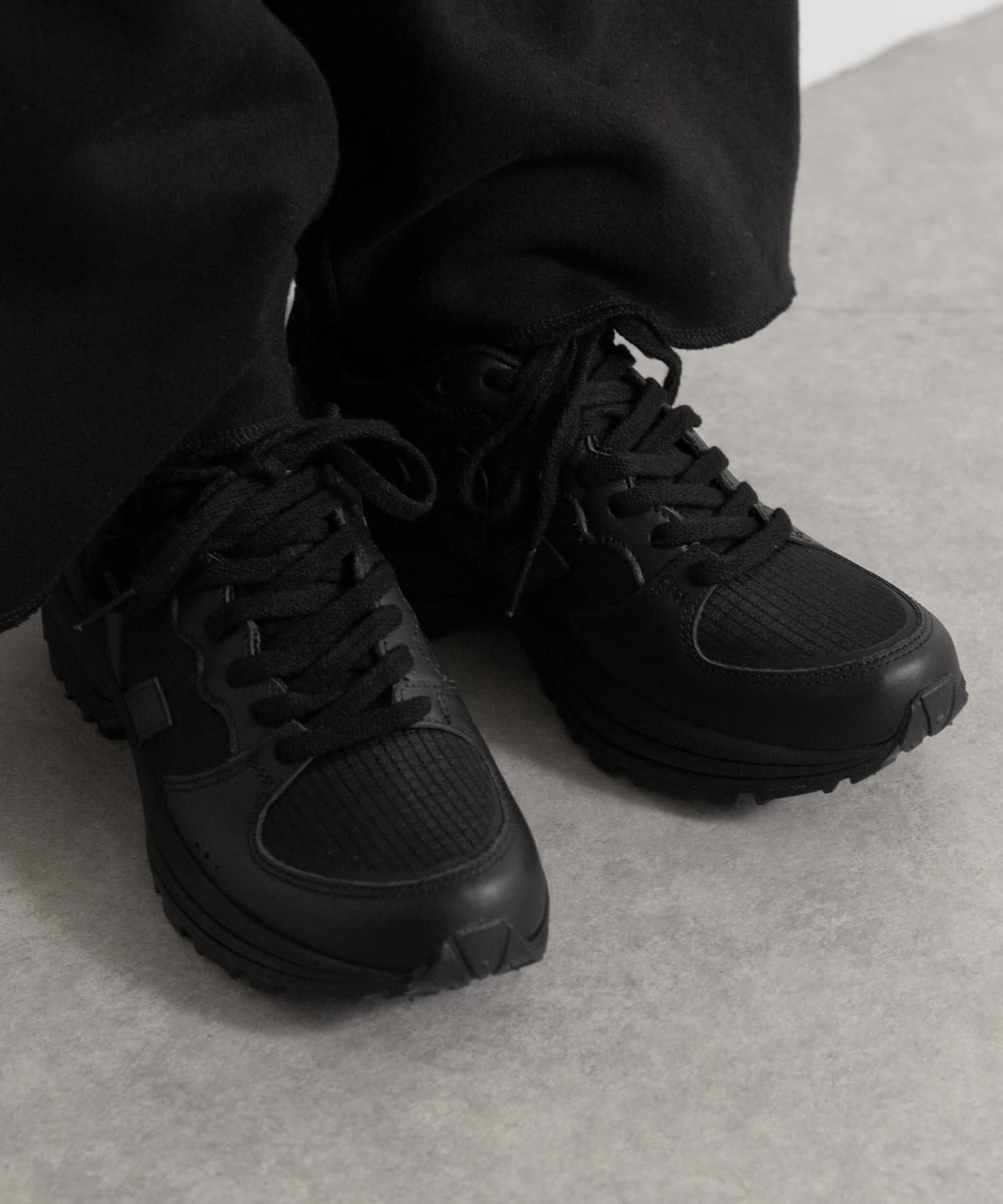 veja　VENTURI II full-black BLACK 37