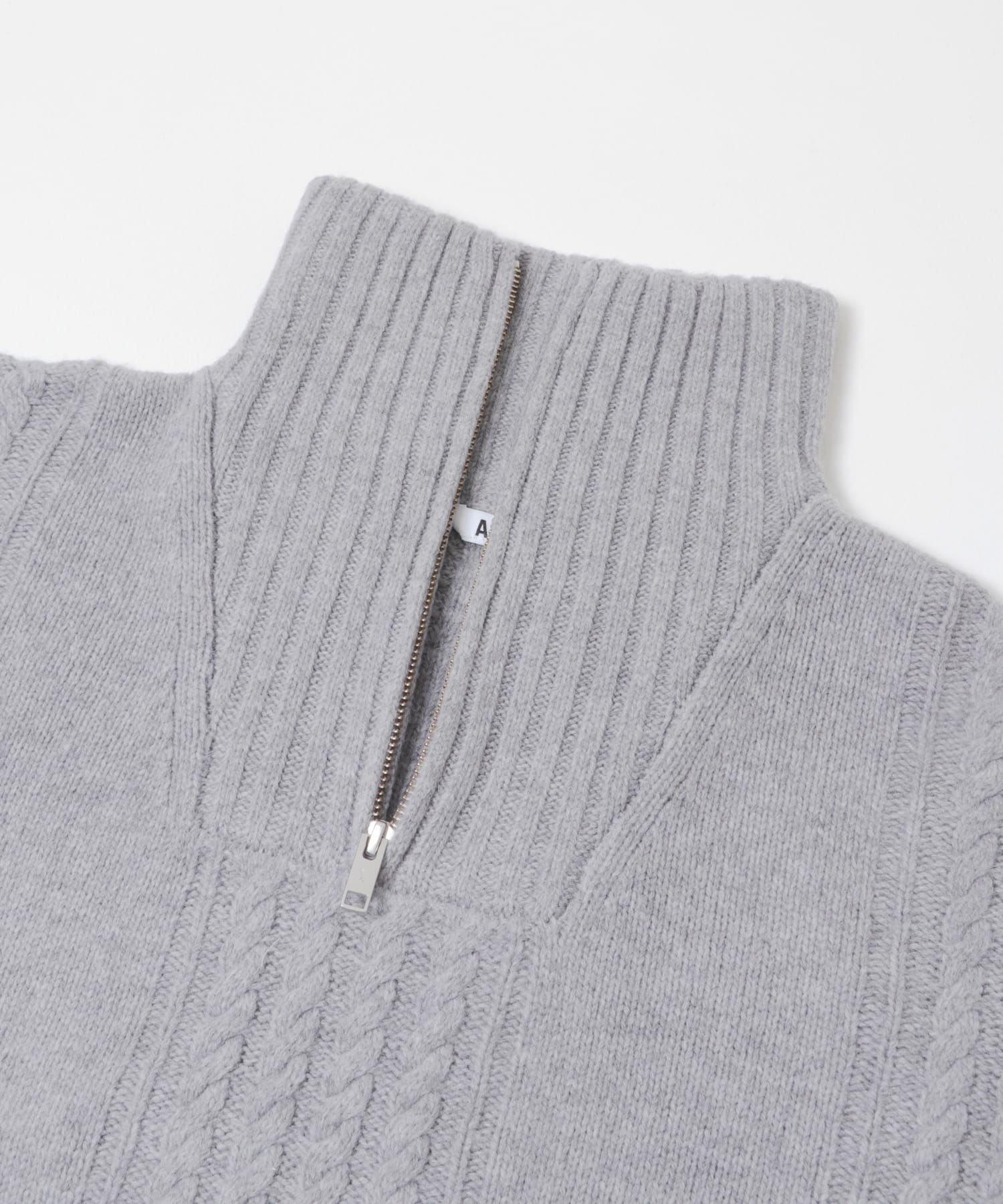 AIGLE　ケーブルニット ハーフジップセーター L.GREY M