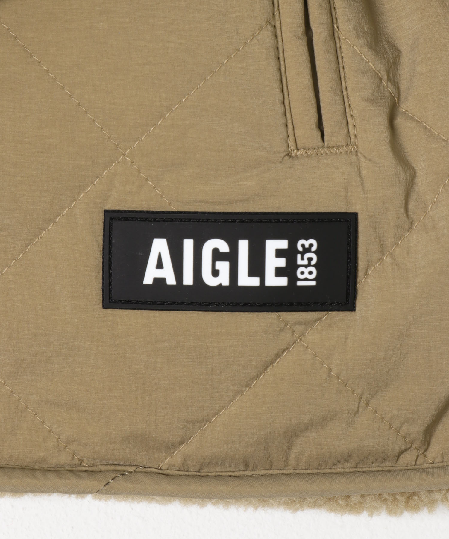 AIGLE　インサレーション リバーシブルベスト ESPRESSO 40