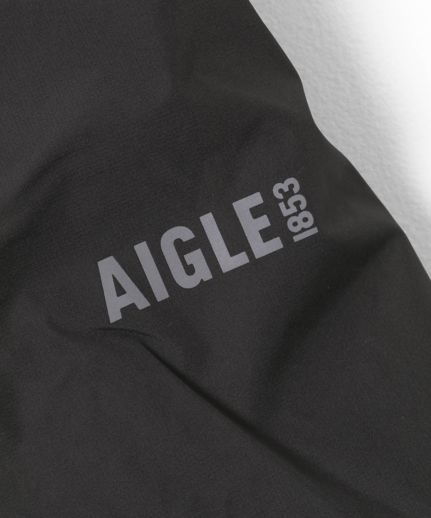 AIGLE　透湿防水 レインパックウォーム ロングジャケット NOIR M/L