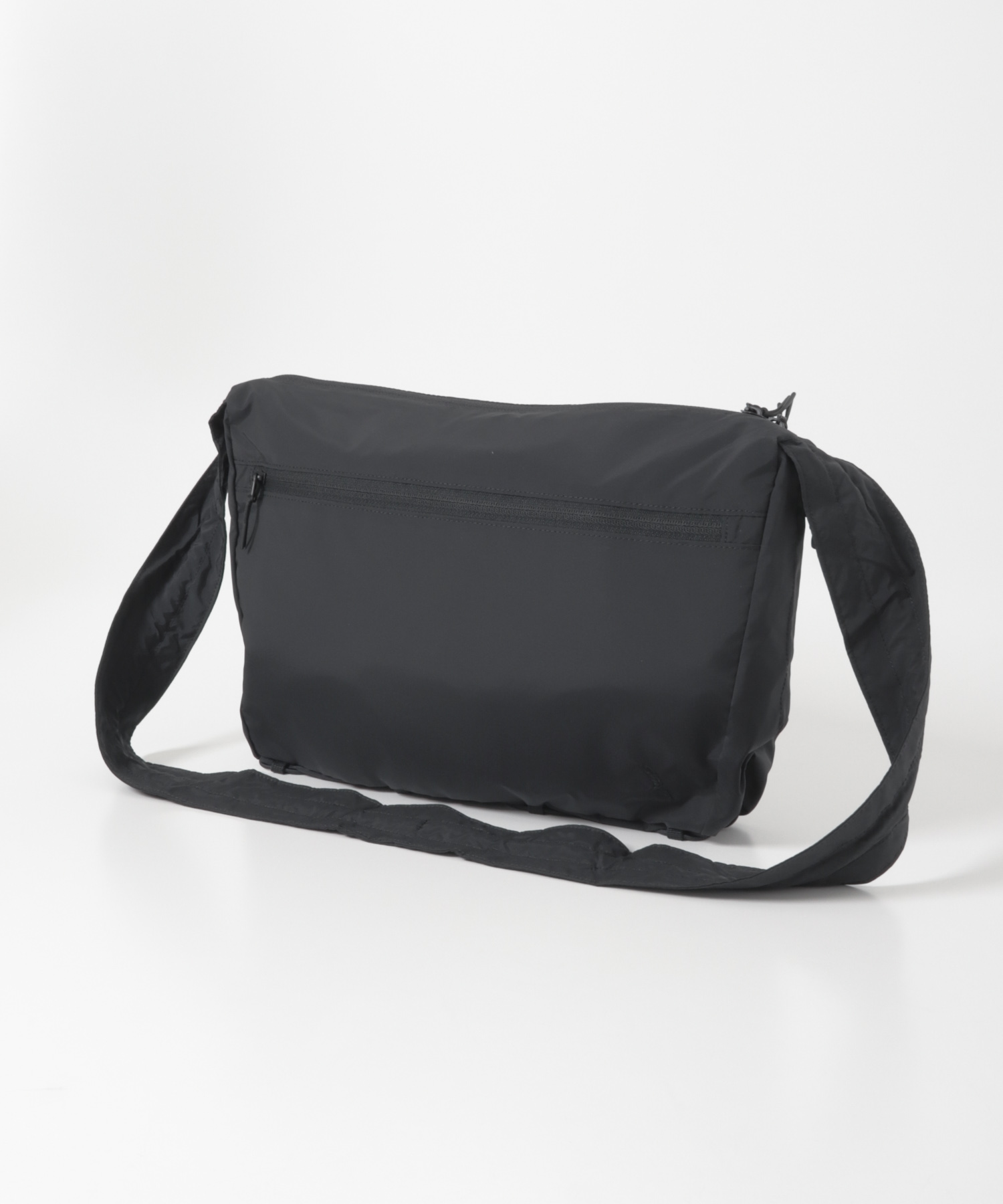 AIGLE　パッカブル 2wayショルダーバッグ NOIR one
