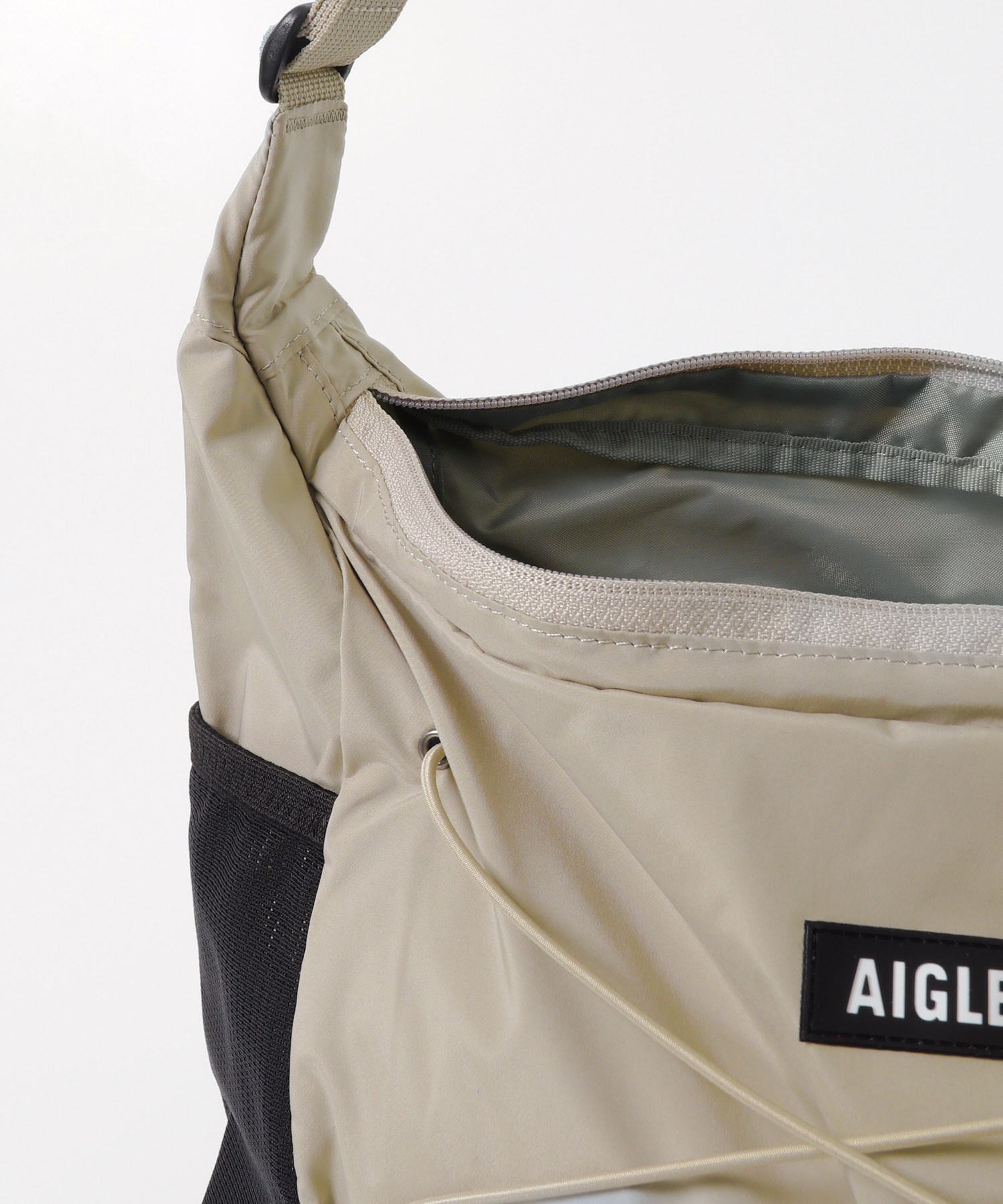 AIGLE　パッカブル ショルダーバッグ CASHMERE one