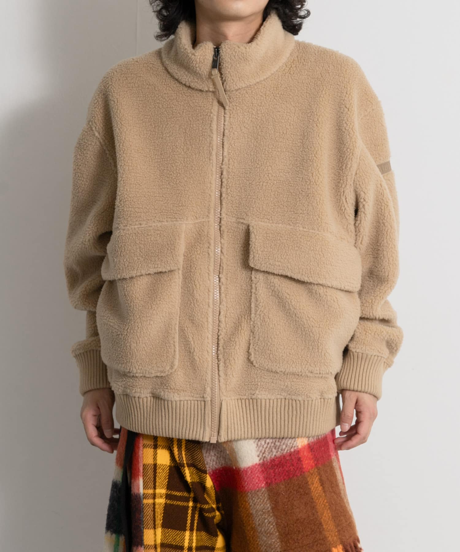 AIGLE　ジップアップ シェルパフリース