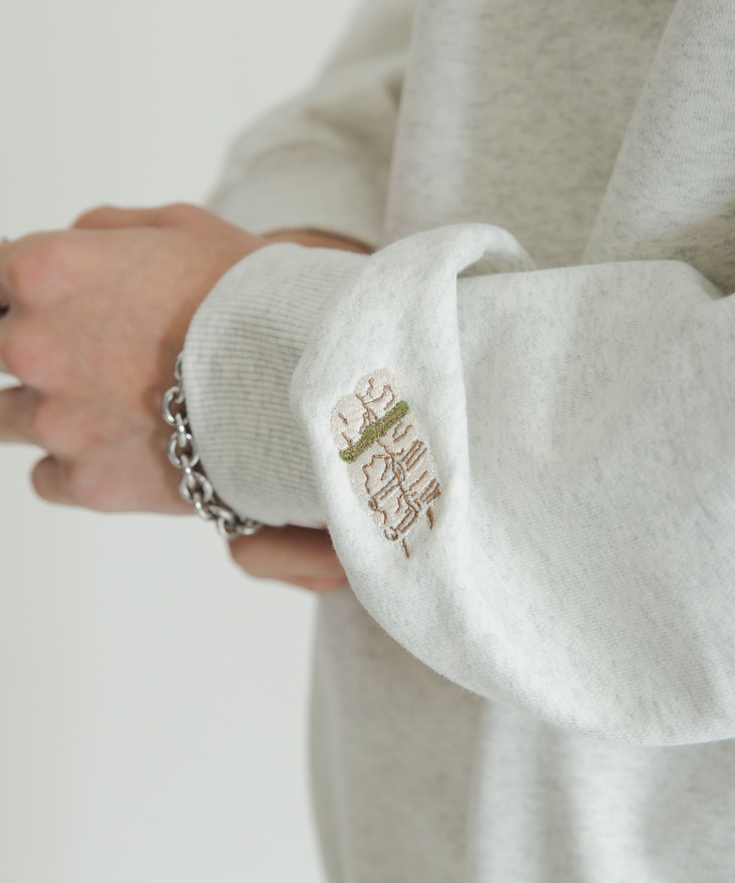 鳥貴族×UR　UnuboResearch  SWEAT OATMEAL M