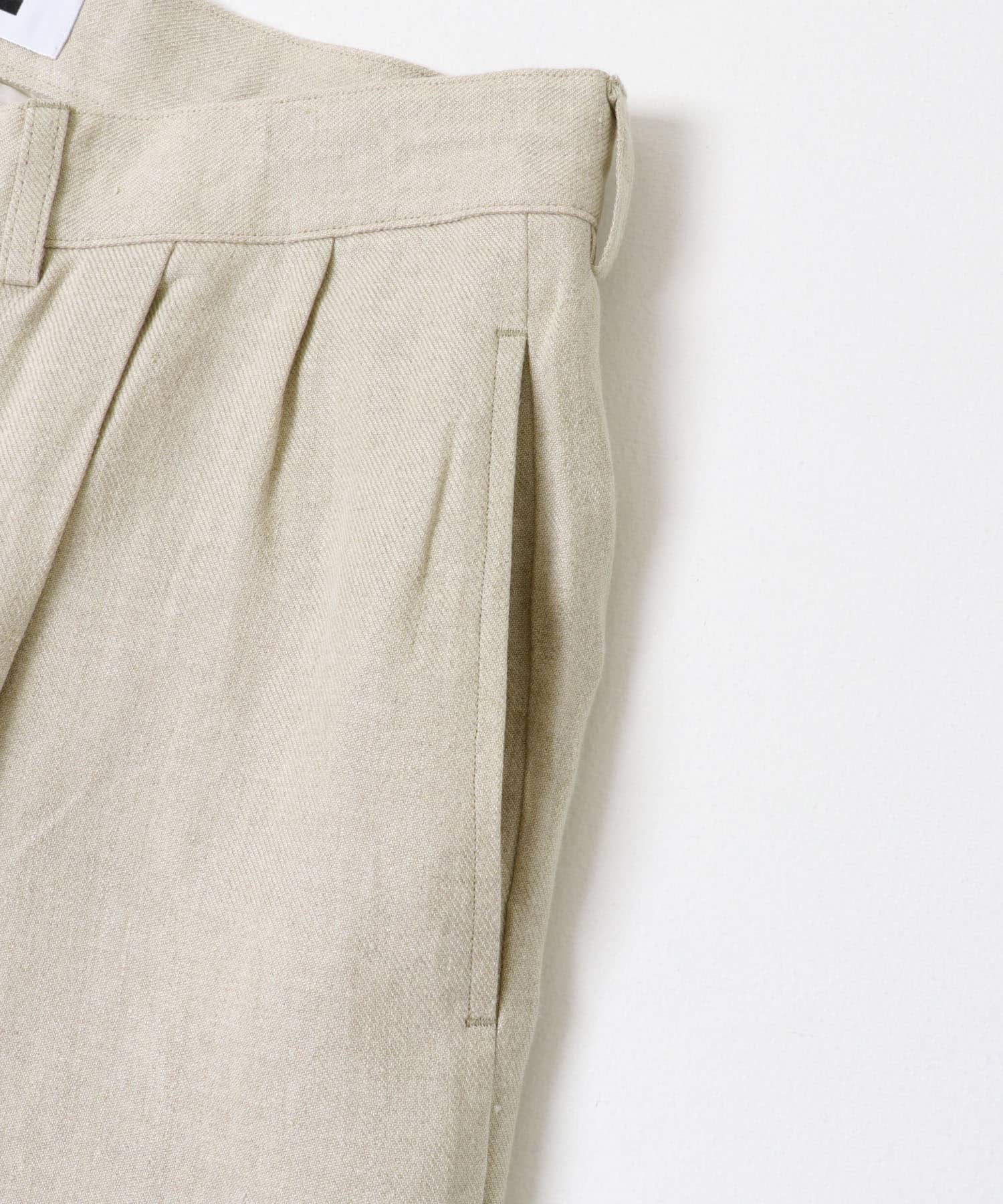 REVERBERATE　TACKED TROUSERS ECRU 1