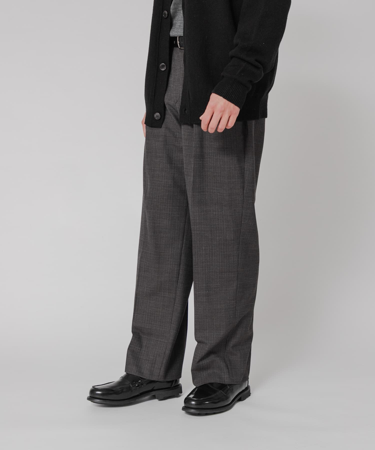 身長：178cm サイズ：32