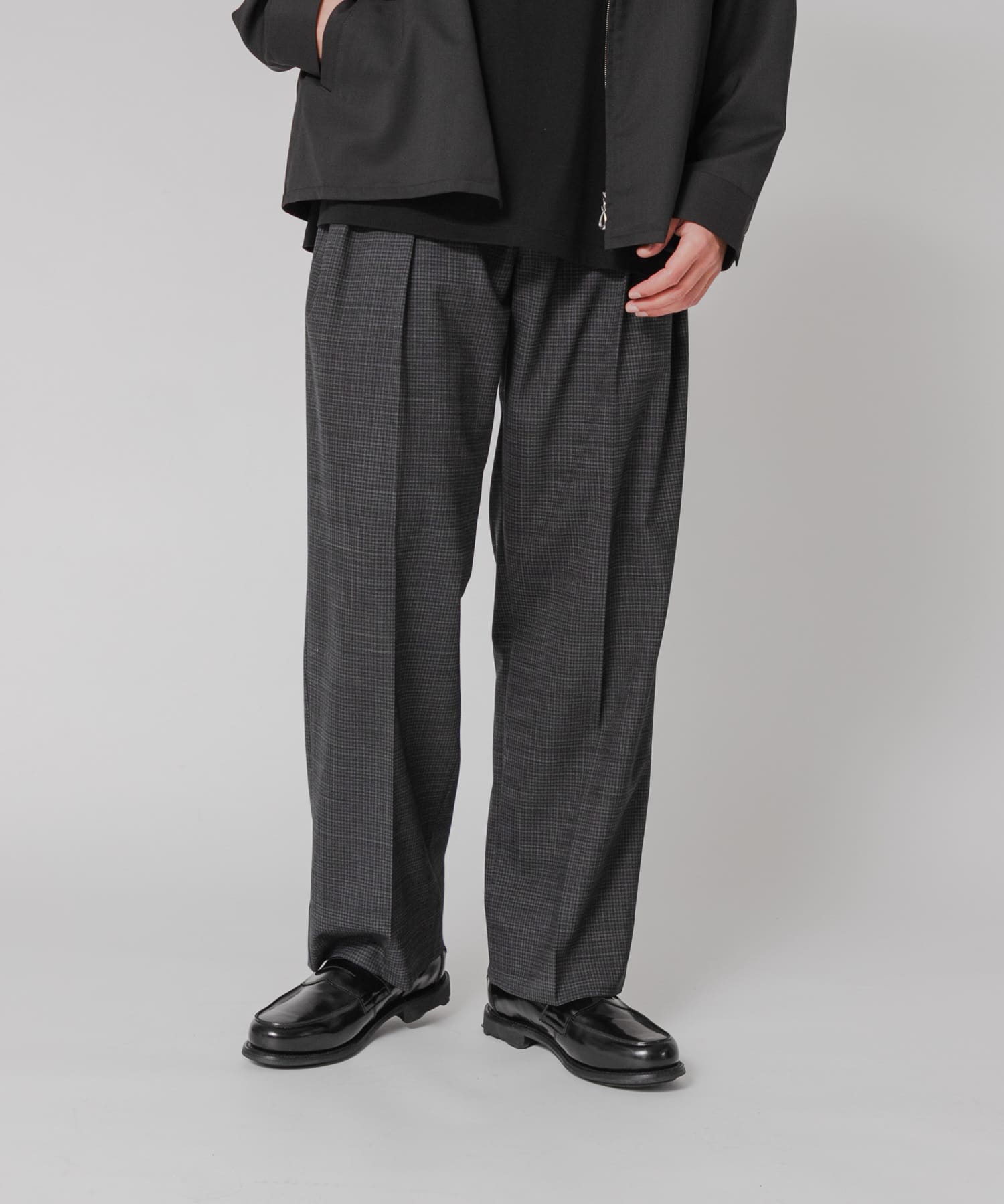 身長：178cm サイズ：32