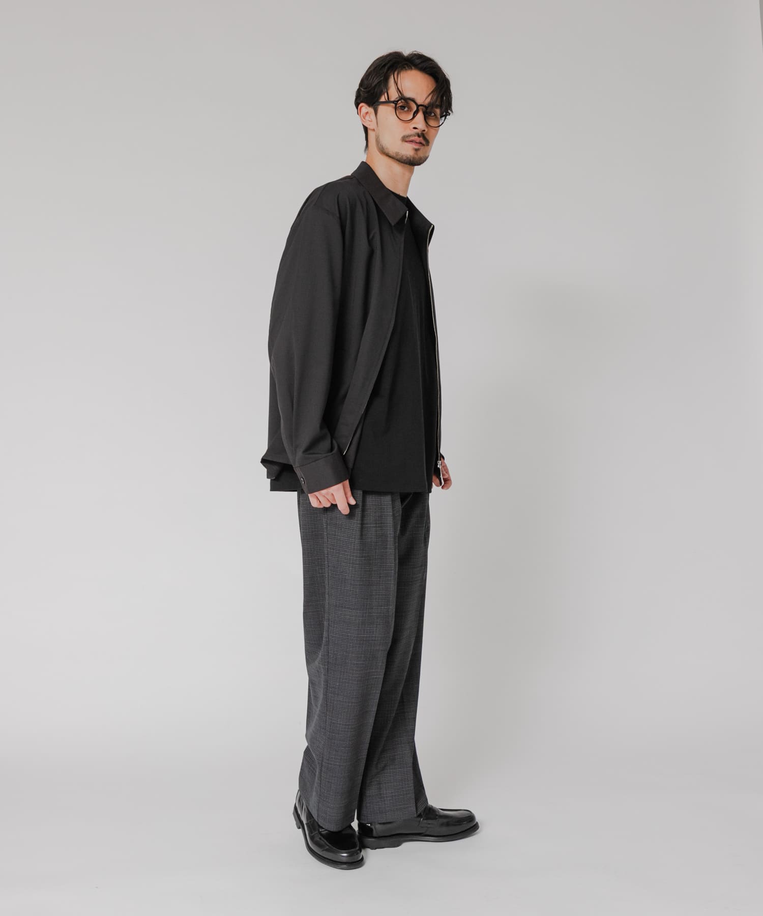 身長：178cm サイズ：32