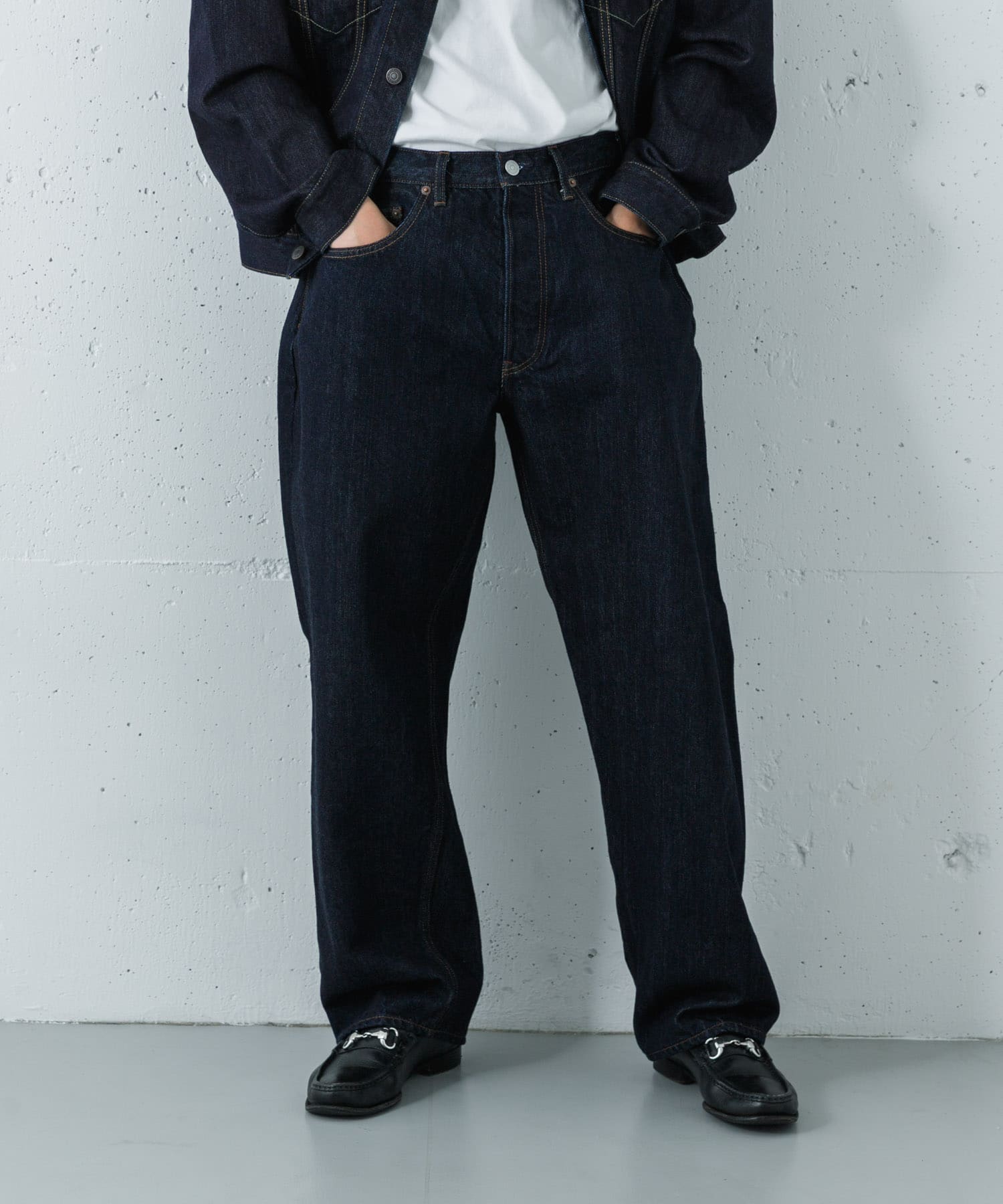 身長：180cm サイズ：34