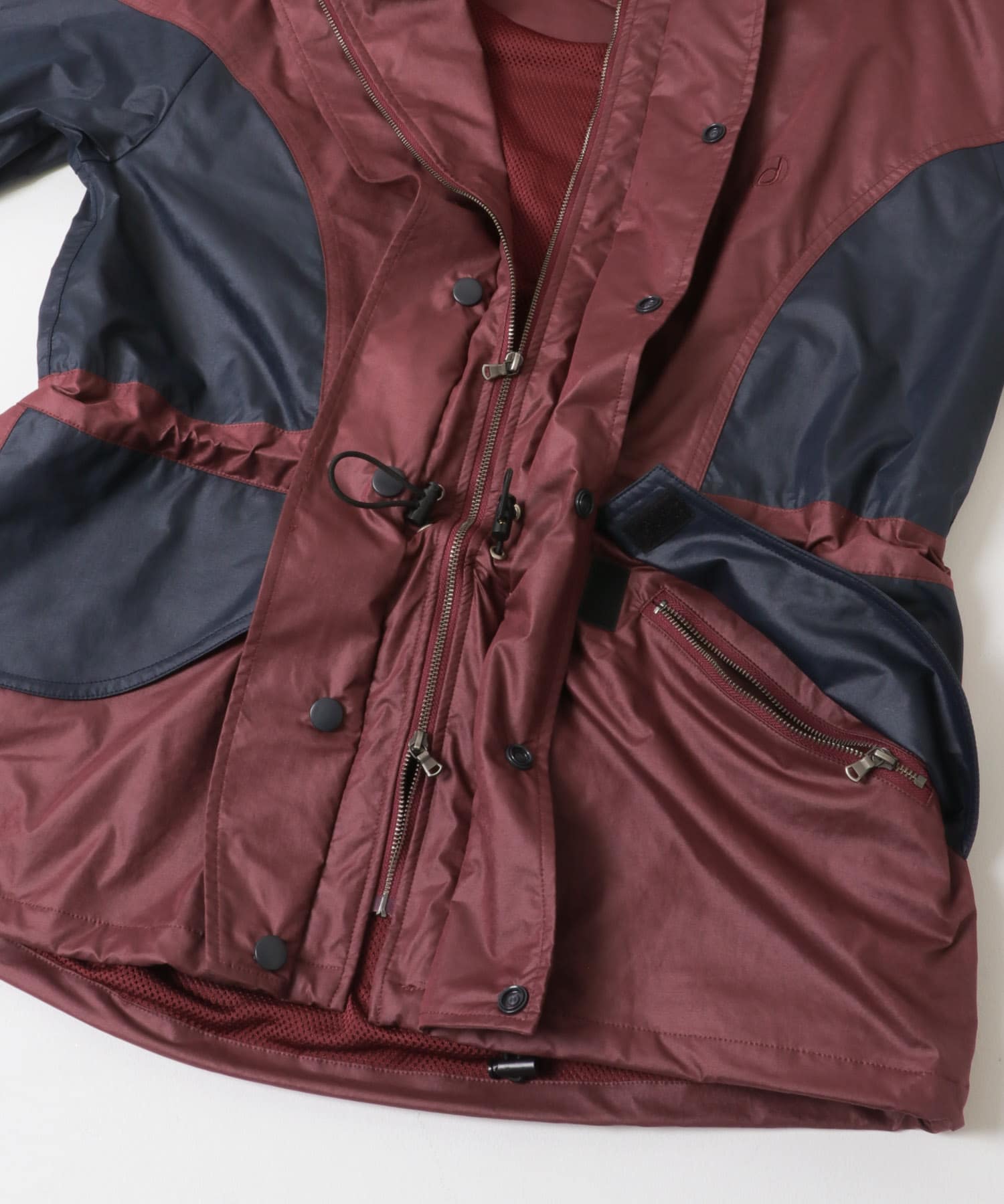 The DUFFER N NEPHEWS　HOODED WIND BREAKER WAX WINE/NAVY S