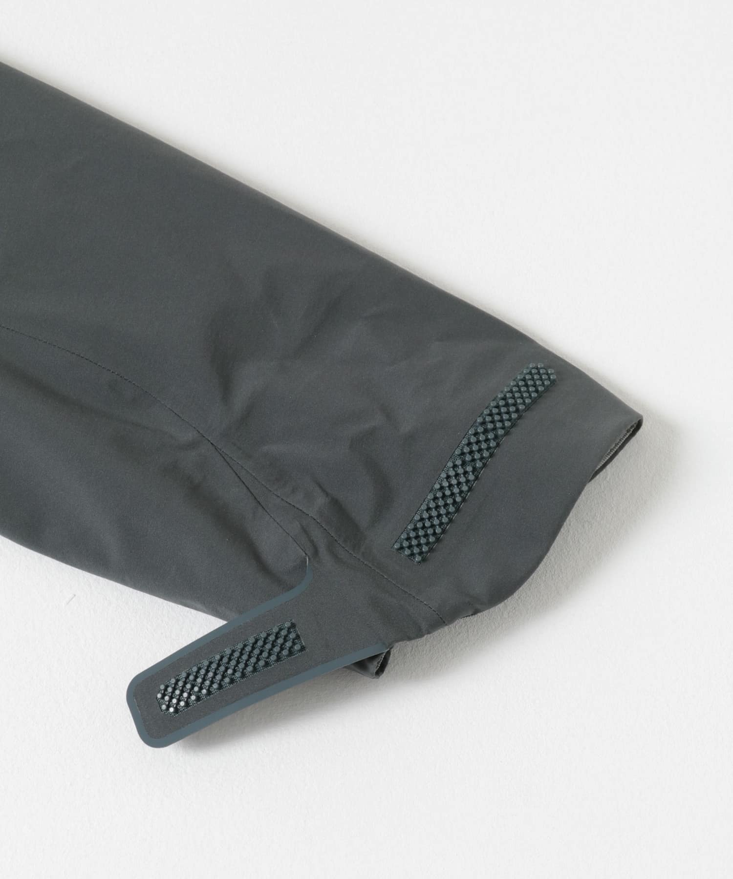 『別注』DESCENTE ALLTERRAIN×URBAN RESEARCH　CREAS GRAPHITE M