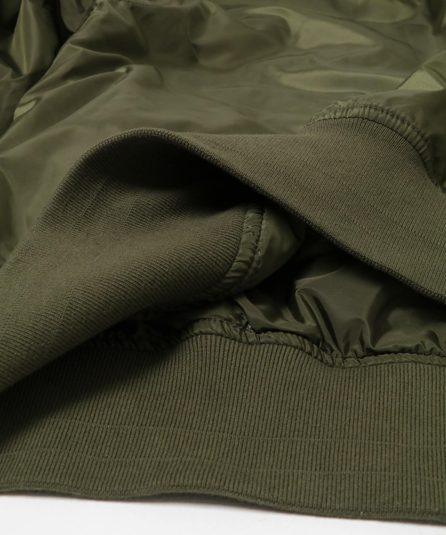 phenix　ULTRALIGHT MOD MA-1 JACKET KHAKI 3