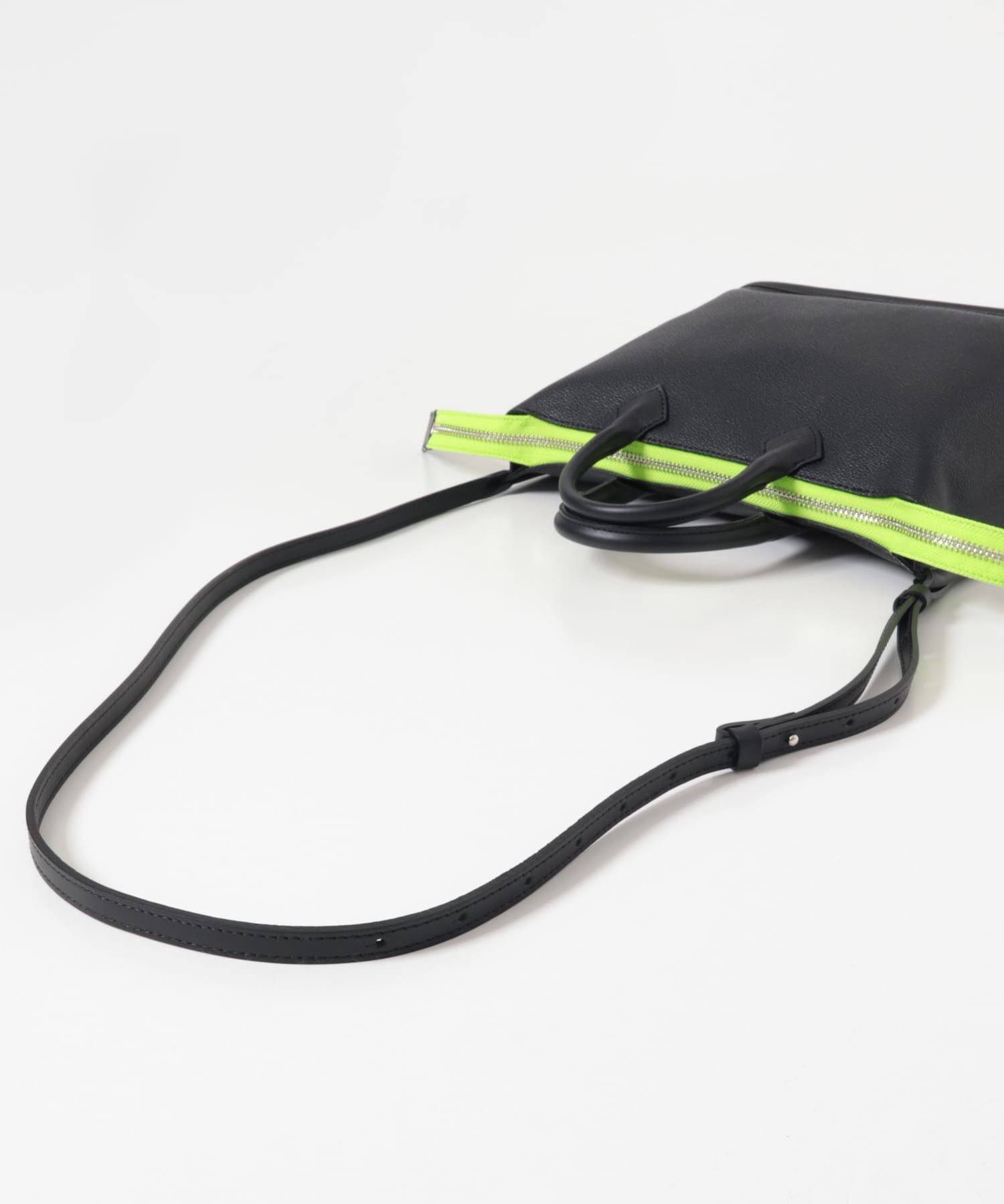 PIENI　MINI BRIEF BK×GREEN One