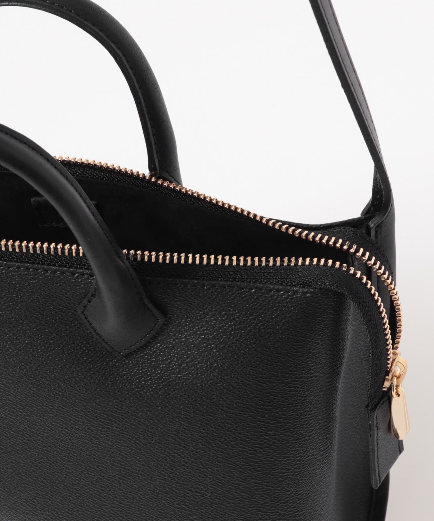 PIENI　MINI BRIEF BK×BLACK One