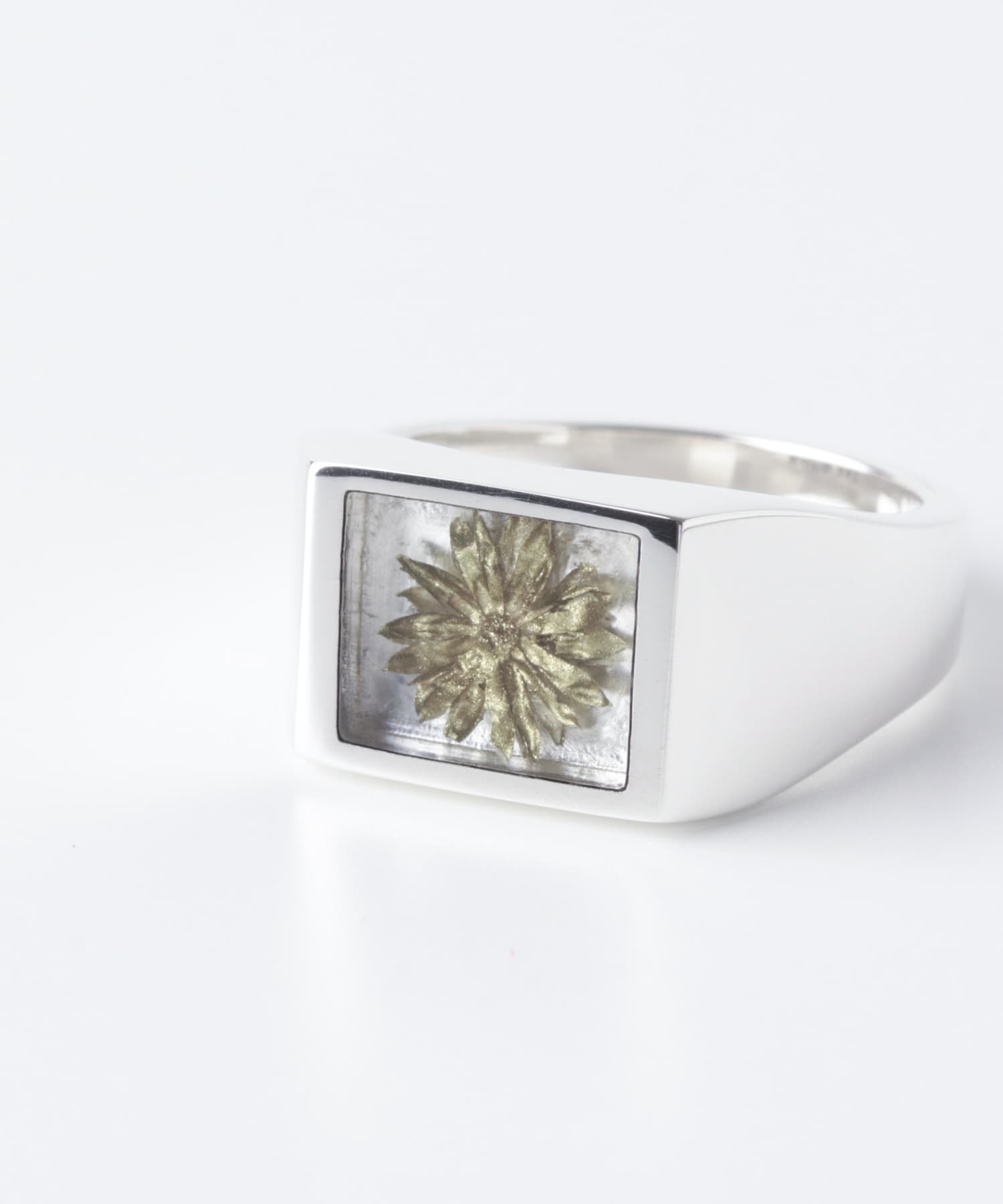 XOLO　SIGNET RING WITH GRAY SILVER L