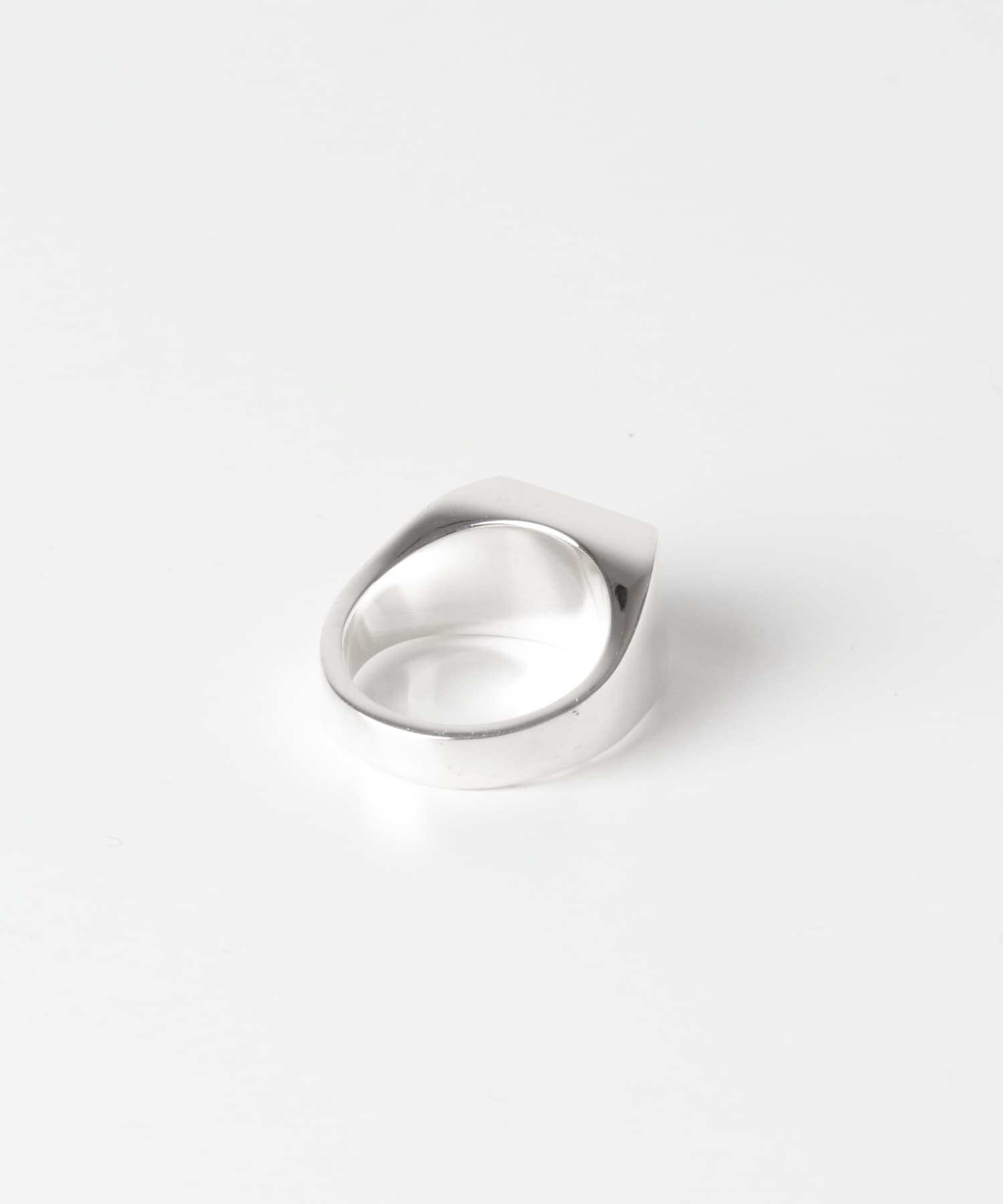 XOLO SIGNET RING WITH BLACK(L SILVER): アクセサリー｜URBAN