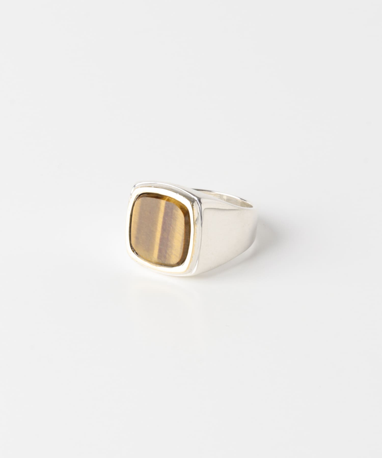 GIGI　ARTEMIS SQUARE STONE RING