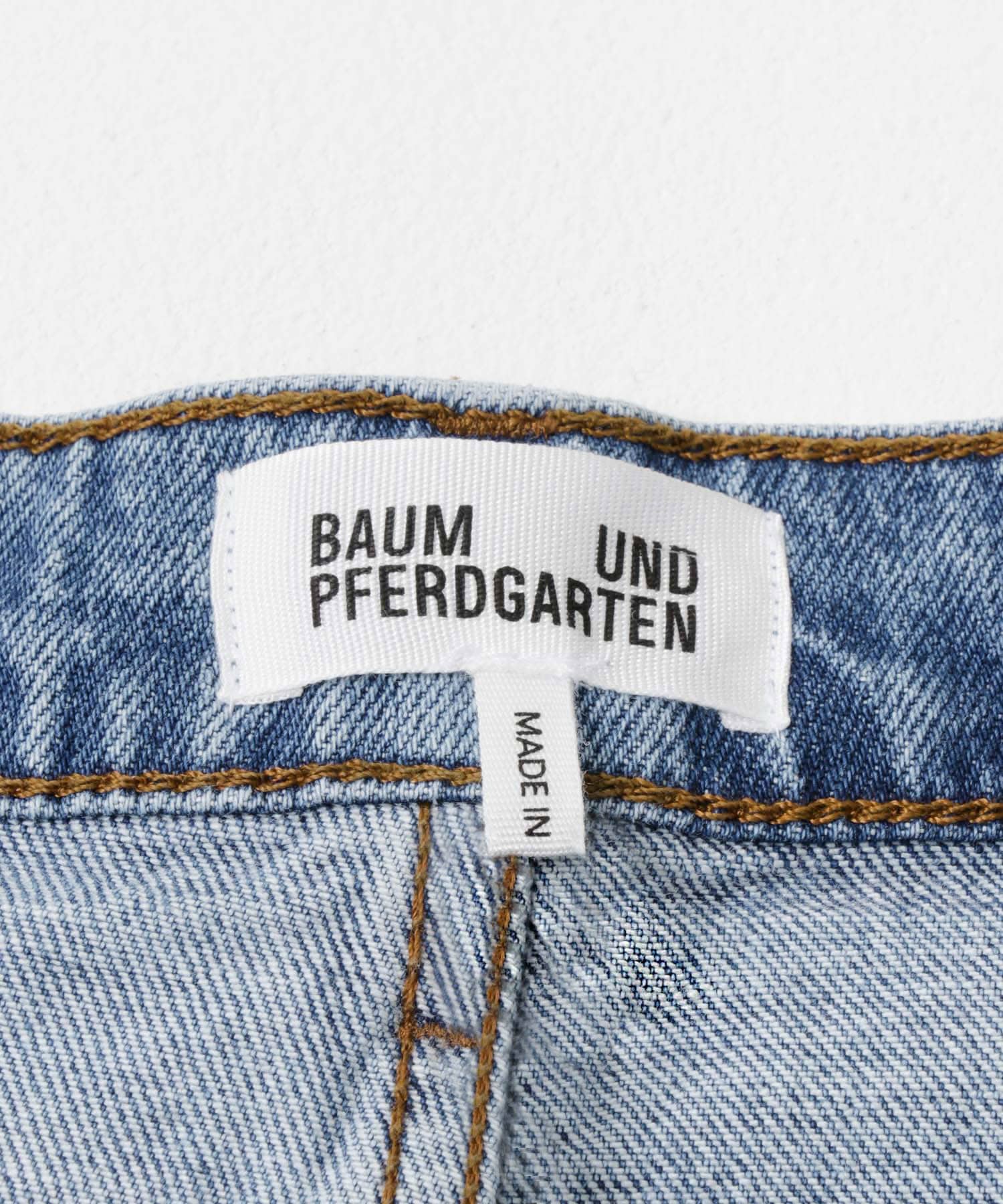 BAUM UND PFERDGARTEN　NAPOLEN C7569 26