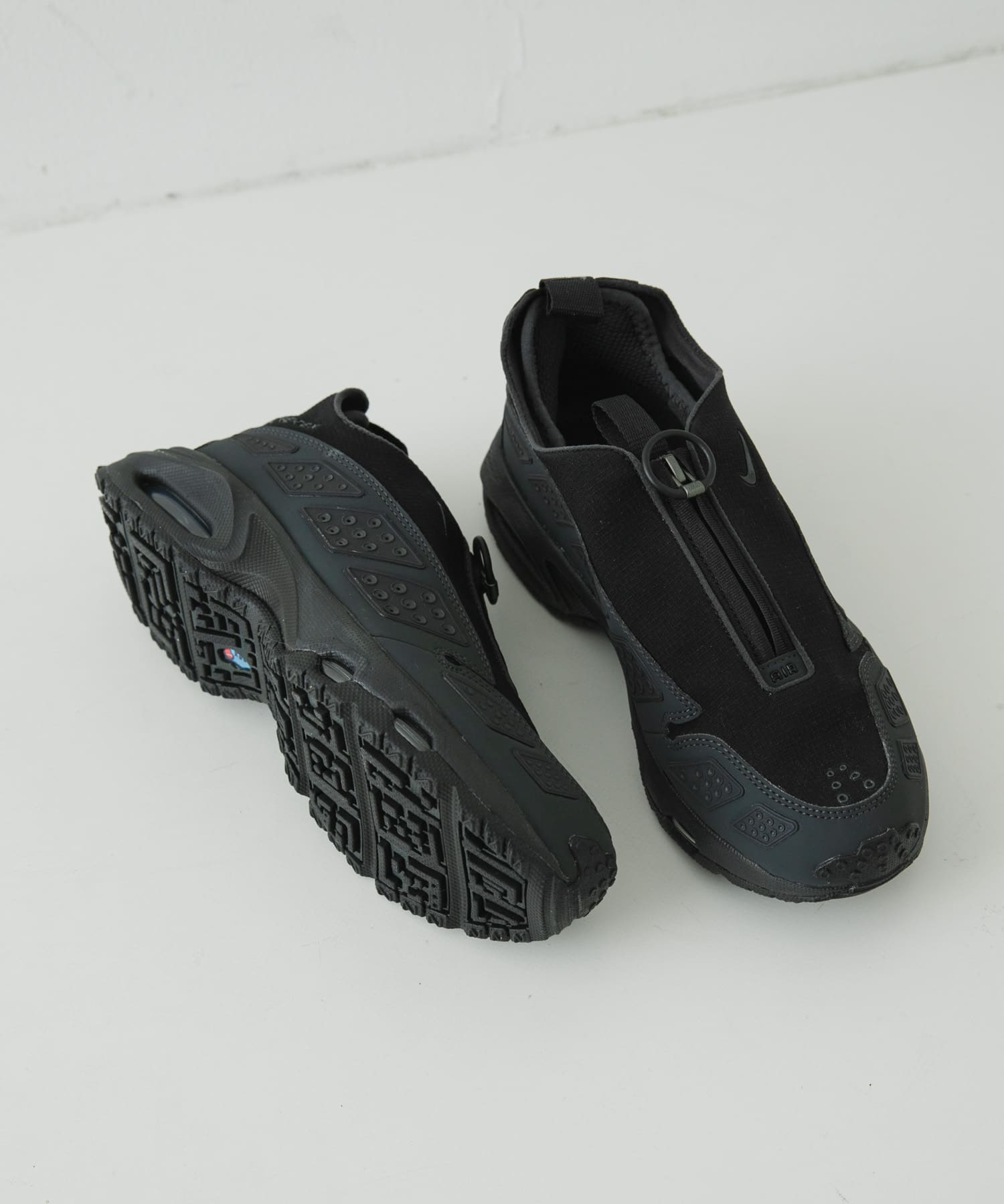 NIKE　エア マックス SNDR GTX ブラック 23.5