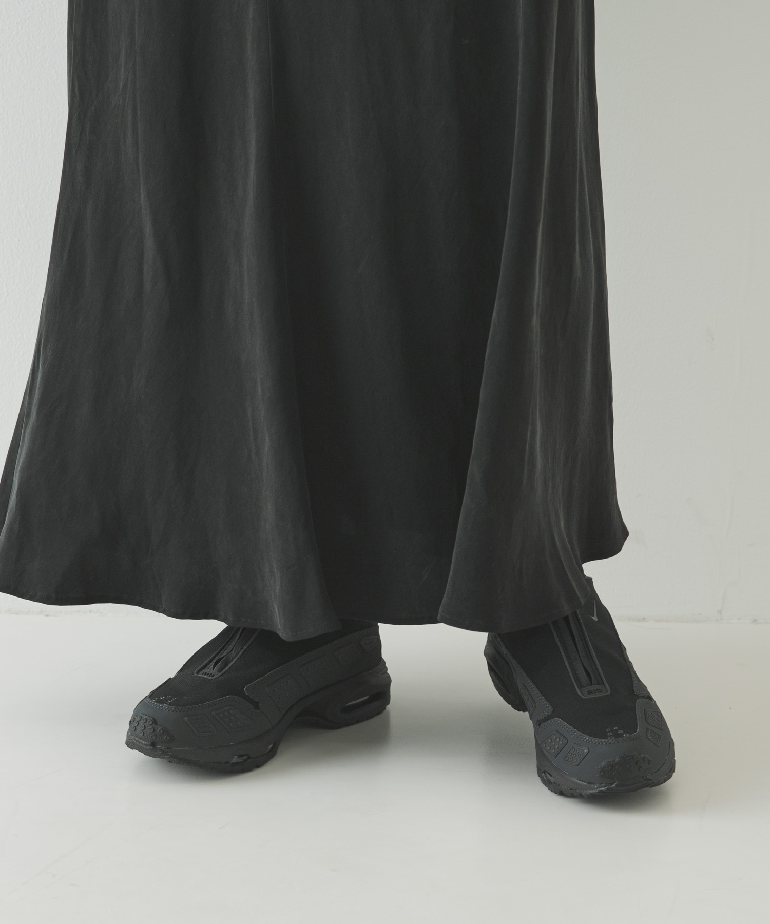 NIKE　エア マックス SNDR GTX ブラック 23.5