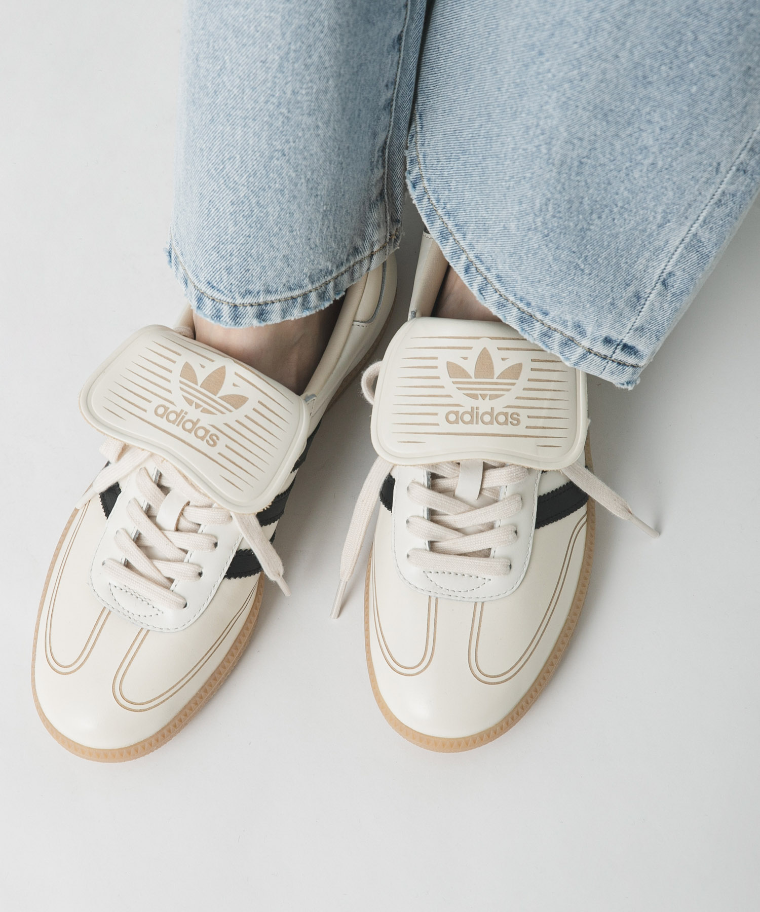 adidas　EXCLUSIVE SAMBA LT コアホワイト 23