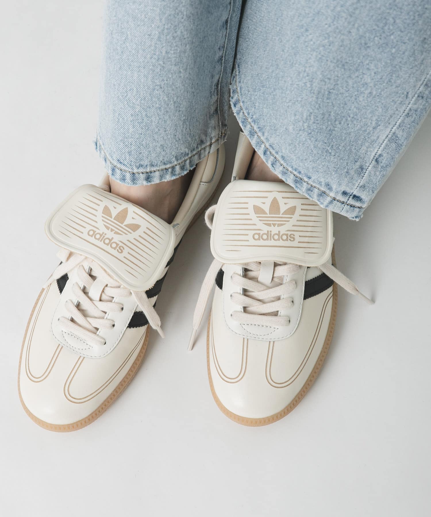 adidas　EXCLUSIVE SAMBA LT コアホワイト 23