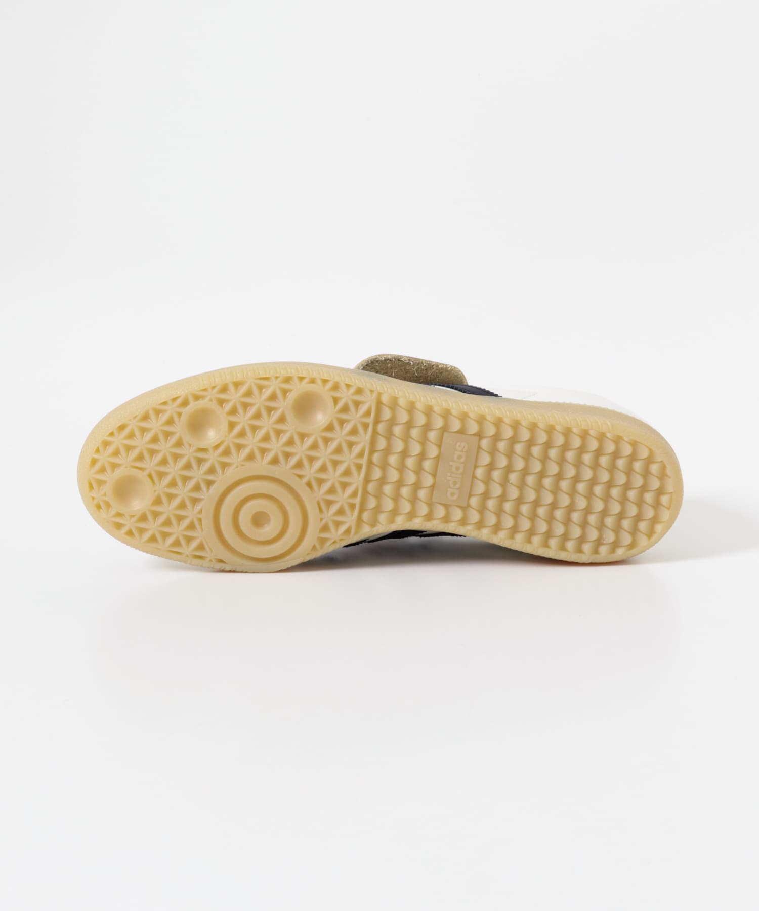 adidas　EXCLUSIVE SAMBA LT コアホワイト 23