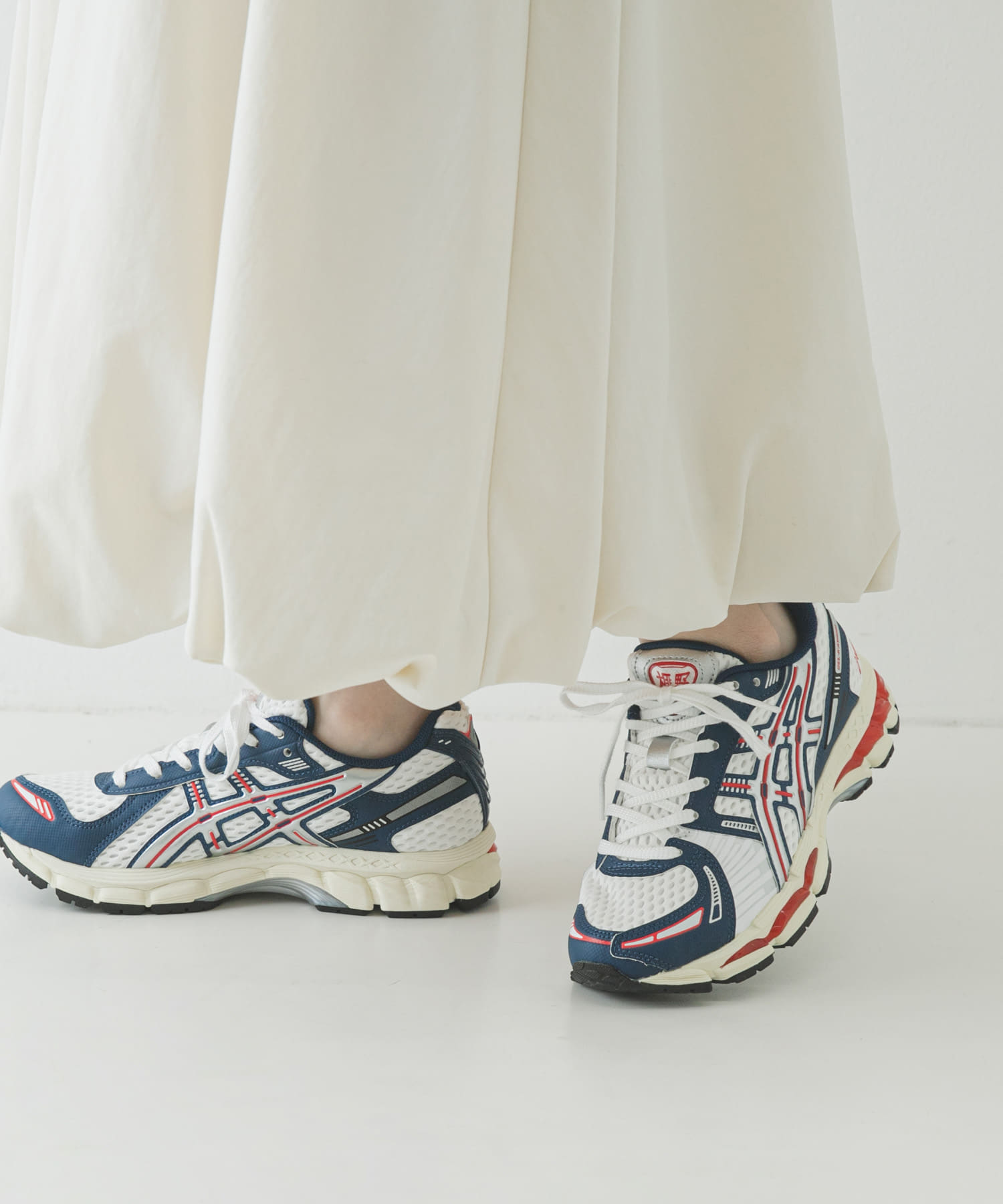 ASICS GEL-NIMBUS 10.1(24 024C/F GY): シューズ｜URBAN RESEARCH公式