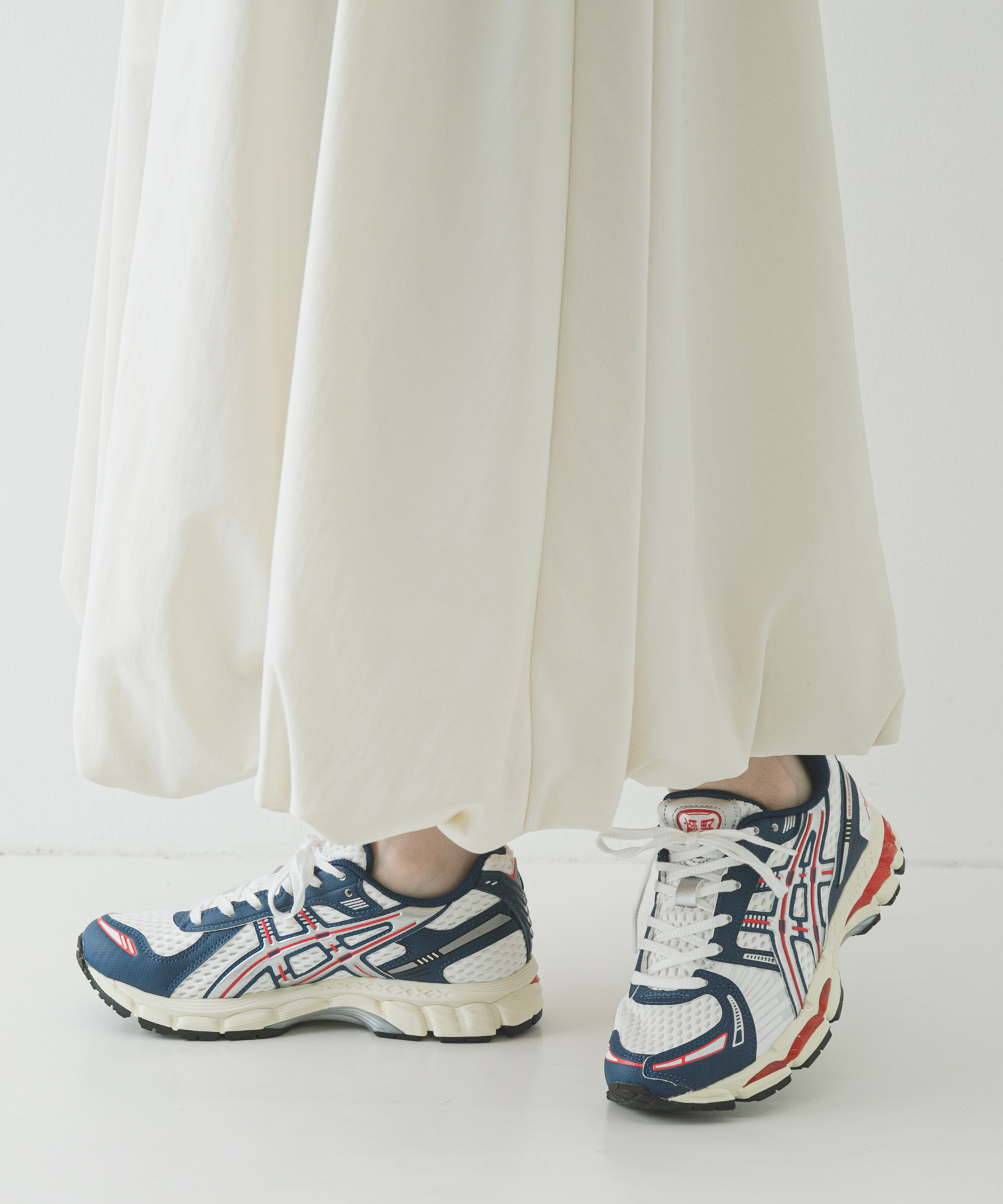 ASICS　GEL-KAYANO 12.1